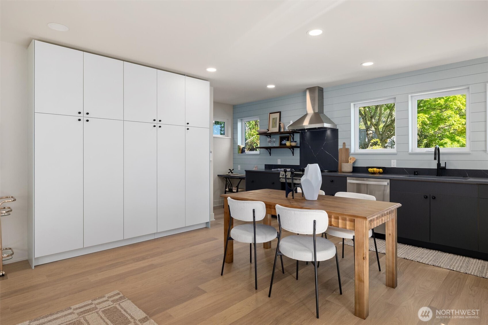 909 32nd Avenue S Unit: C