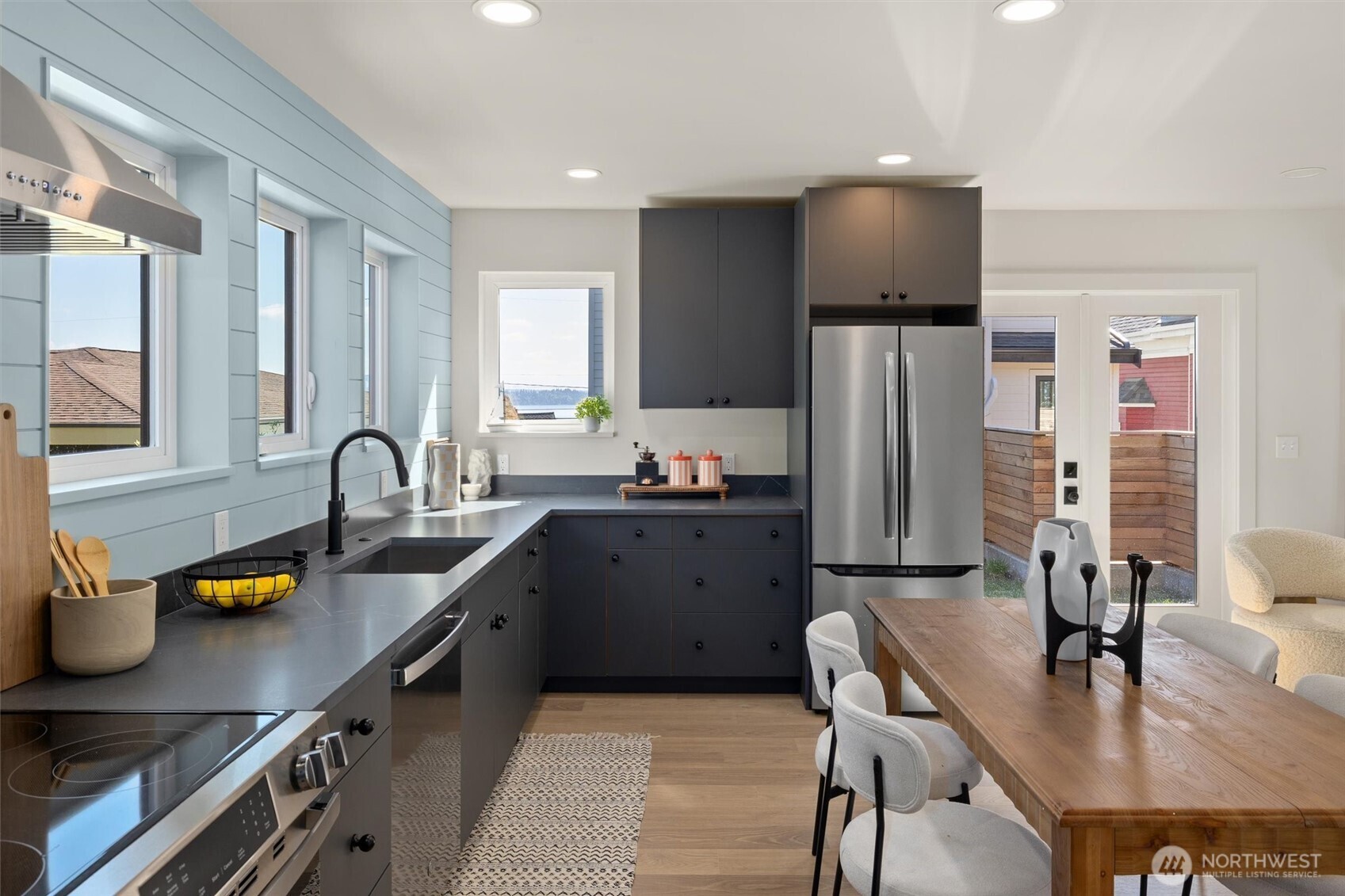 909 32nd Avenue S Unit: C