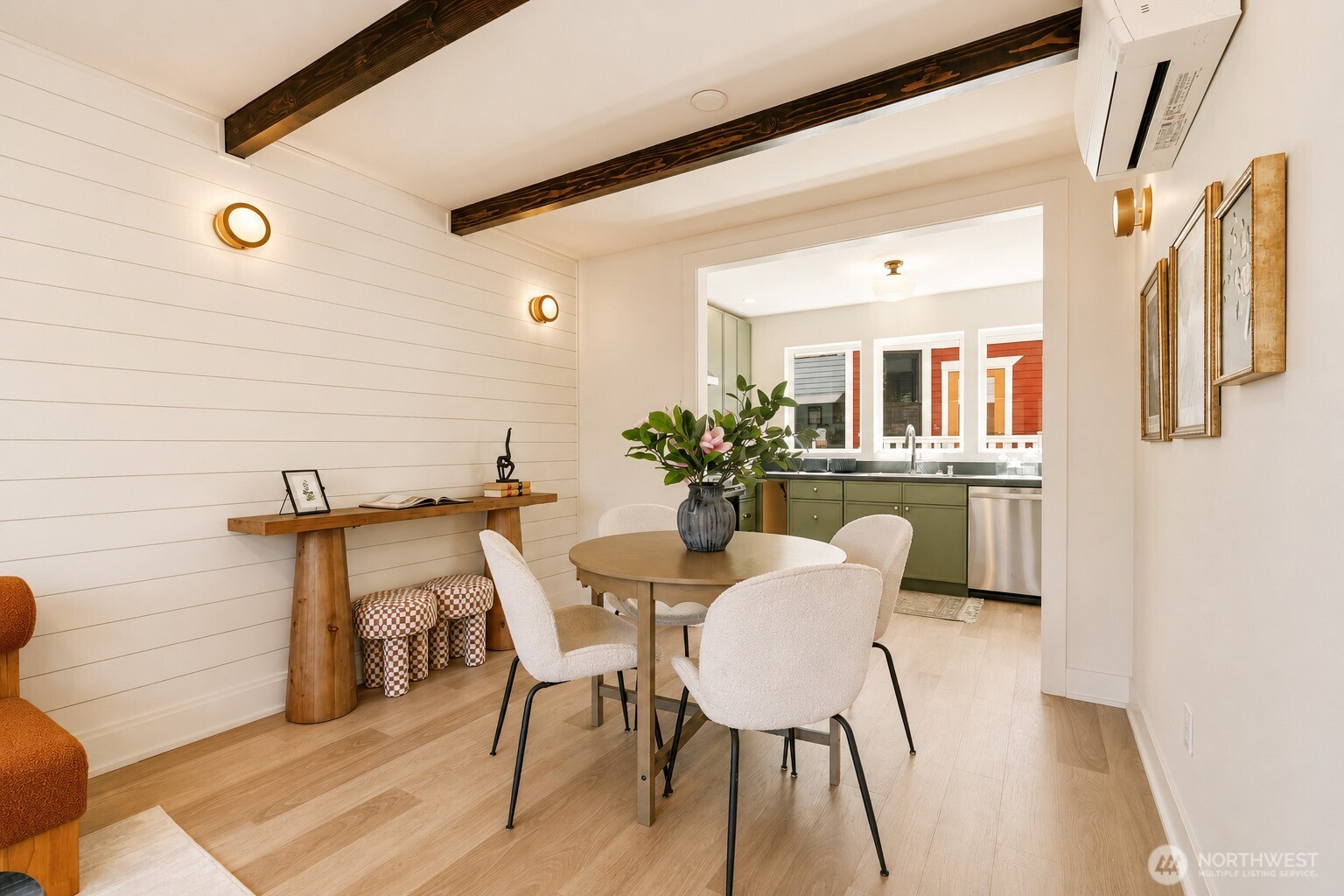 909 32nd Avenue S Unit: B
