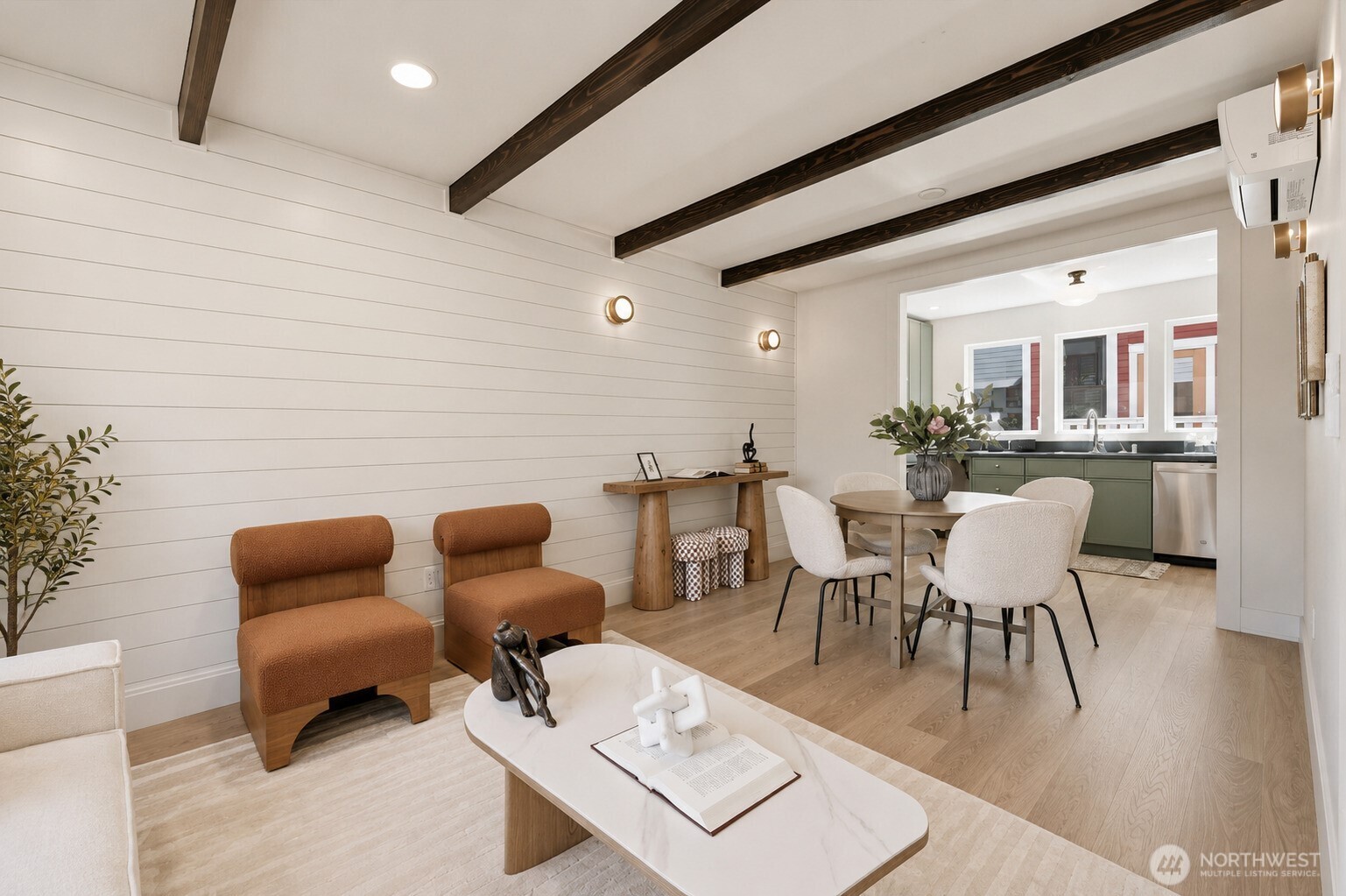 909 32nd Avenue S Unit: B