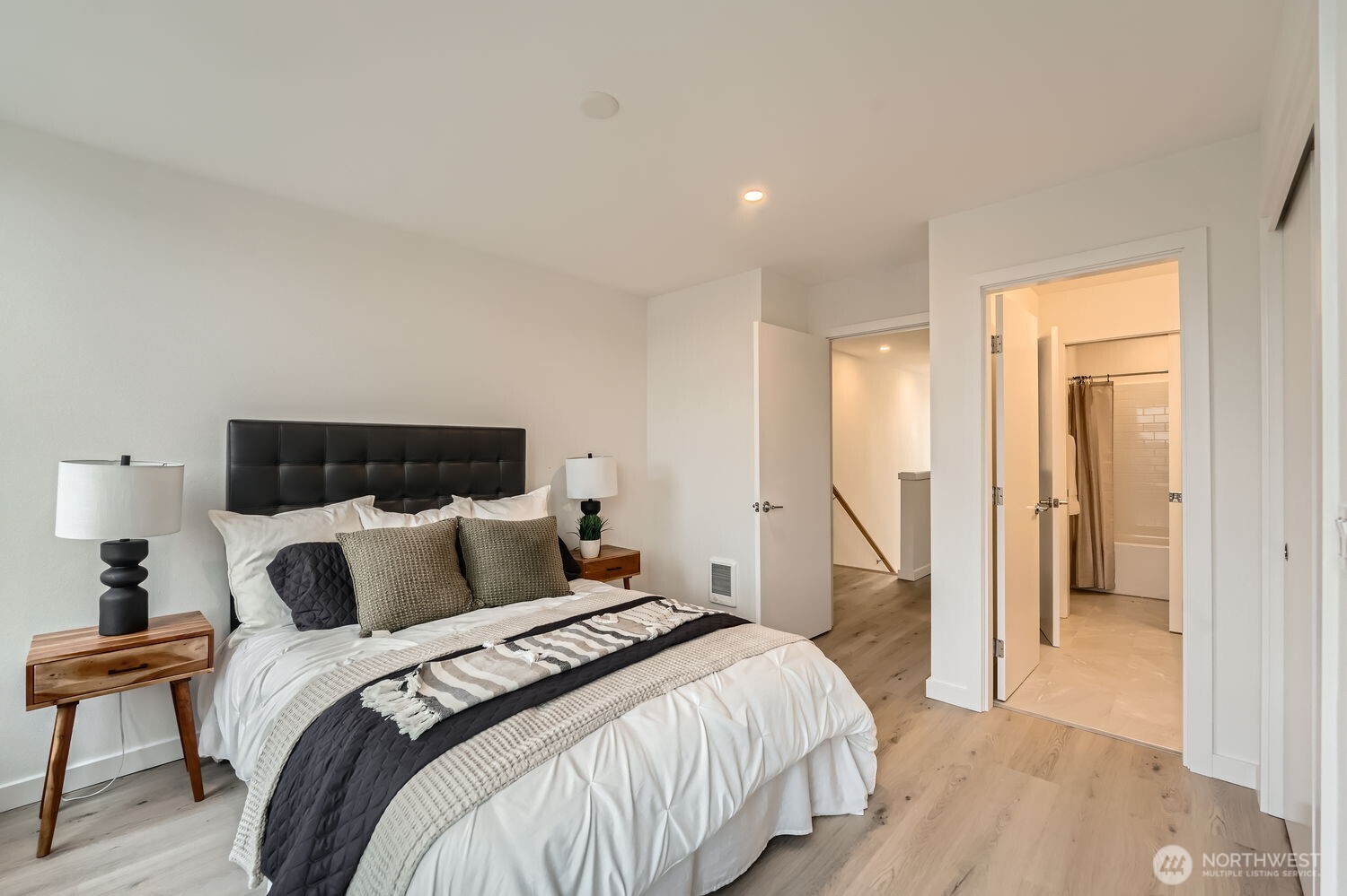 6610 Carleton Avenue S Unit: B