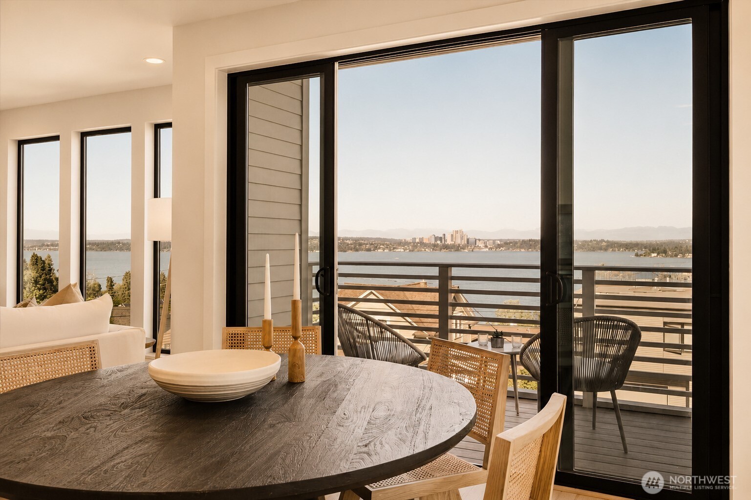909 32nd Avenue S Unit: A