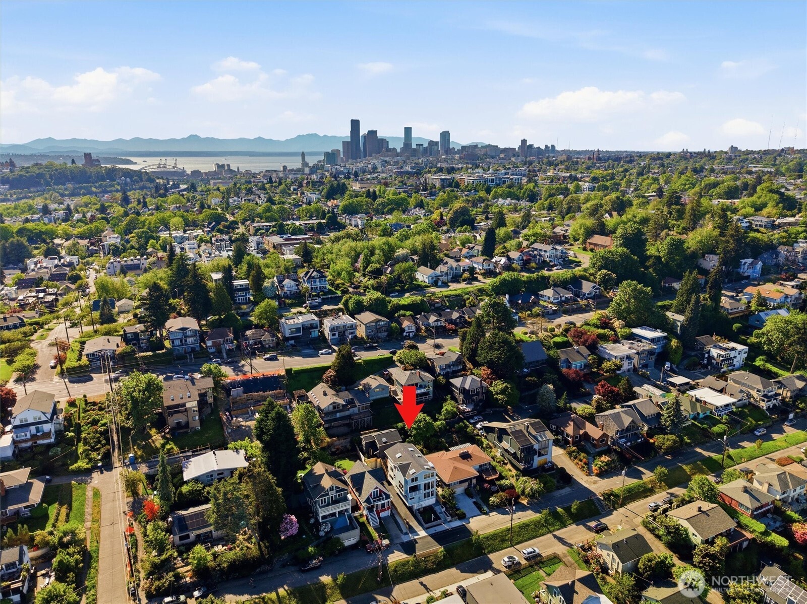 909 32nd Avenue S Unit: A