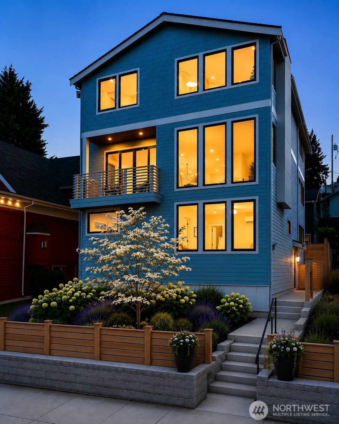 909 32nd Avenue S Unit: A