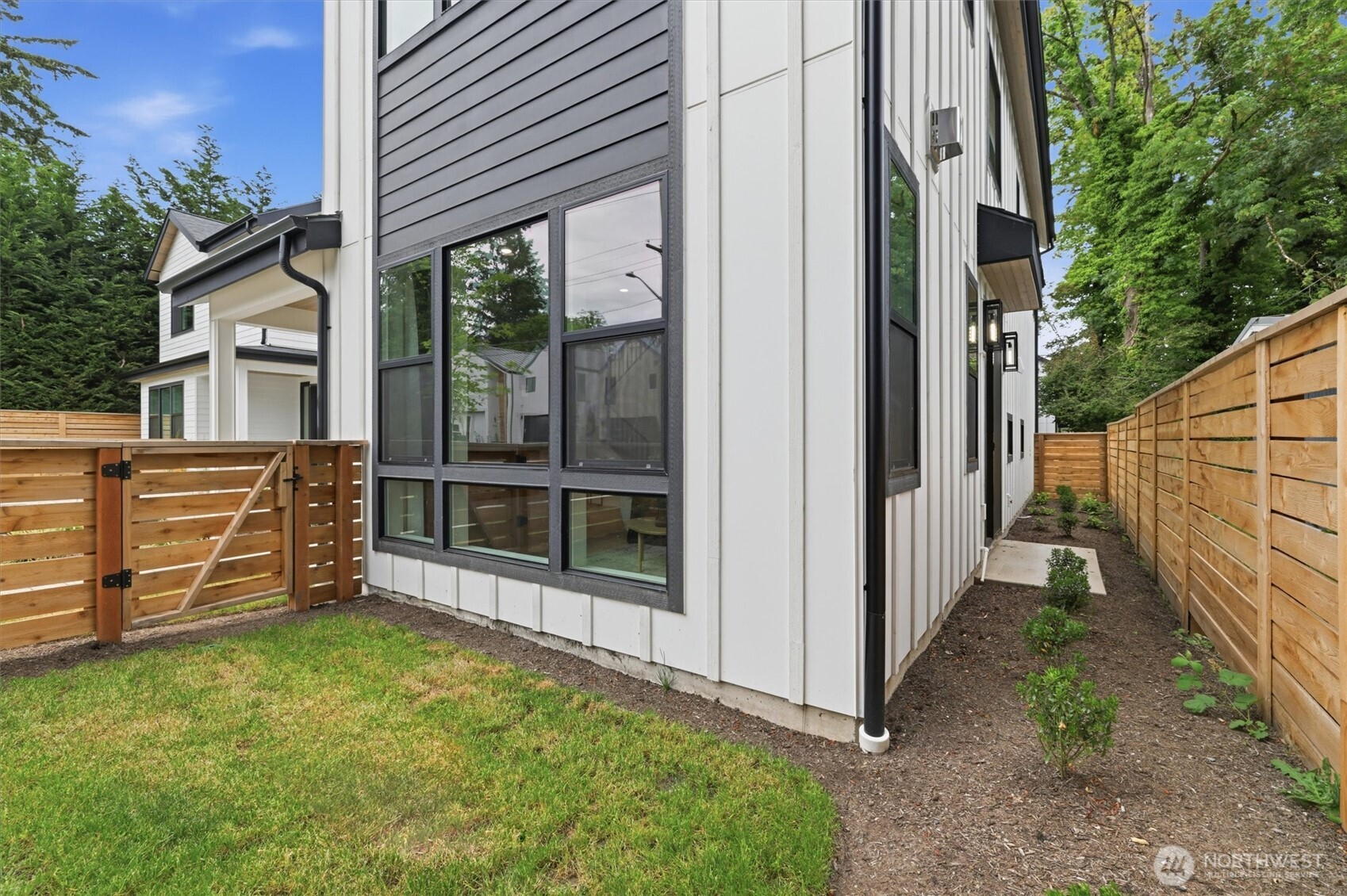12426 NE 90th Street