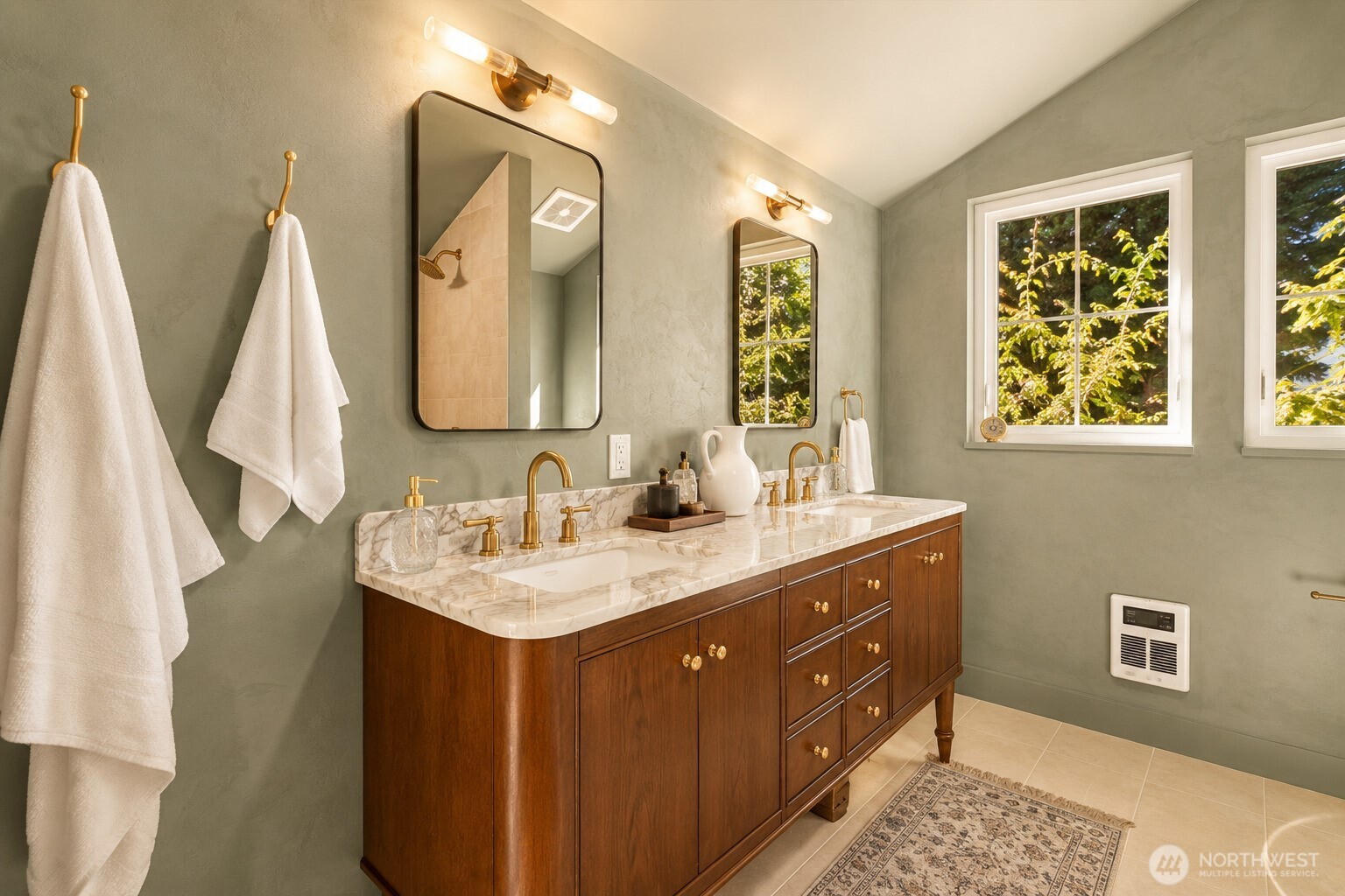 909 32nd Avenue S Unit: C