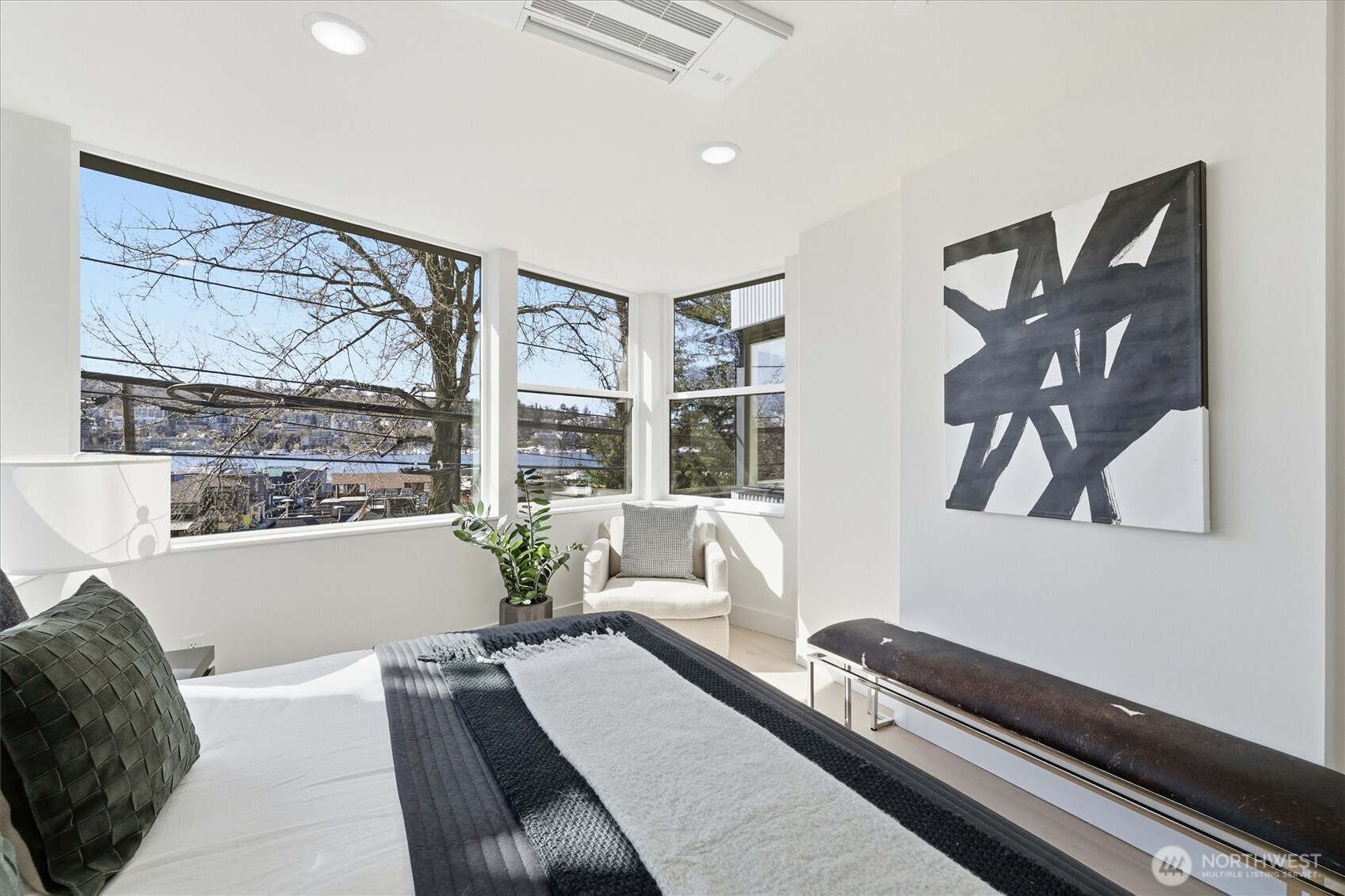 2010 Fairview Avenue E Unit: B