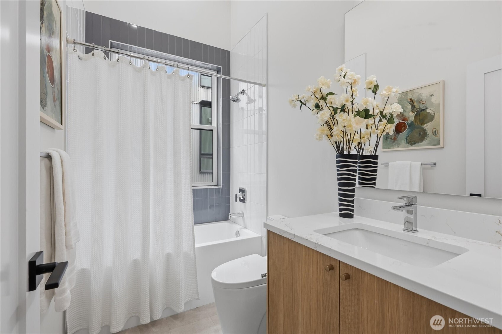 2014 Fairview Avenue E Unit: C