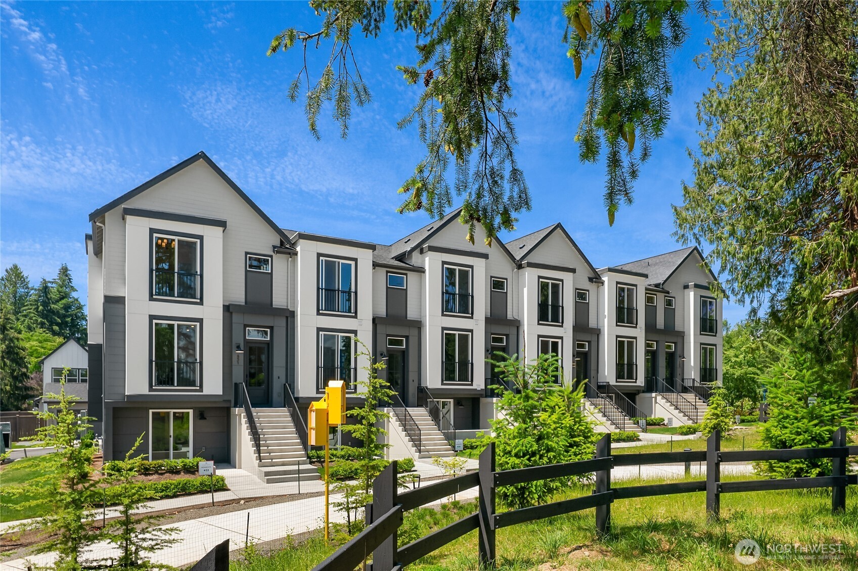 417 Parkside Walk