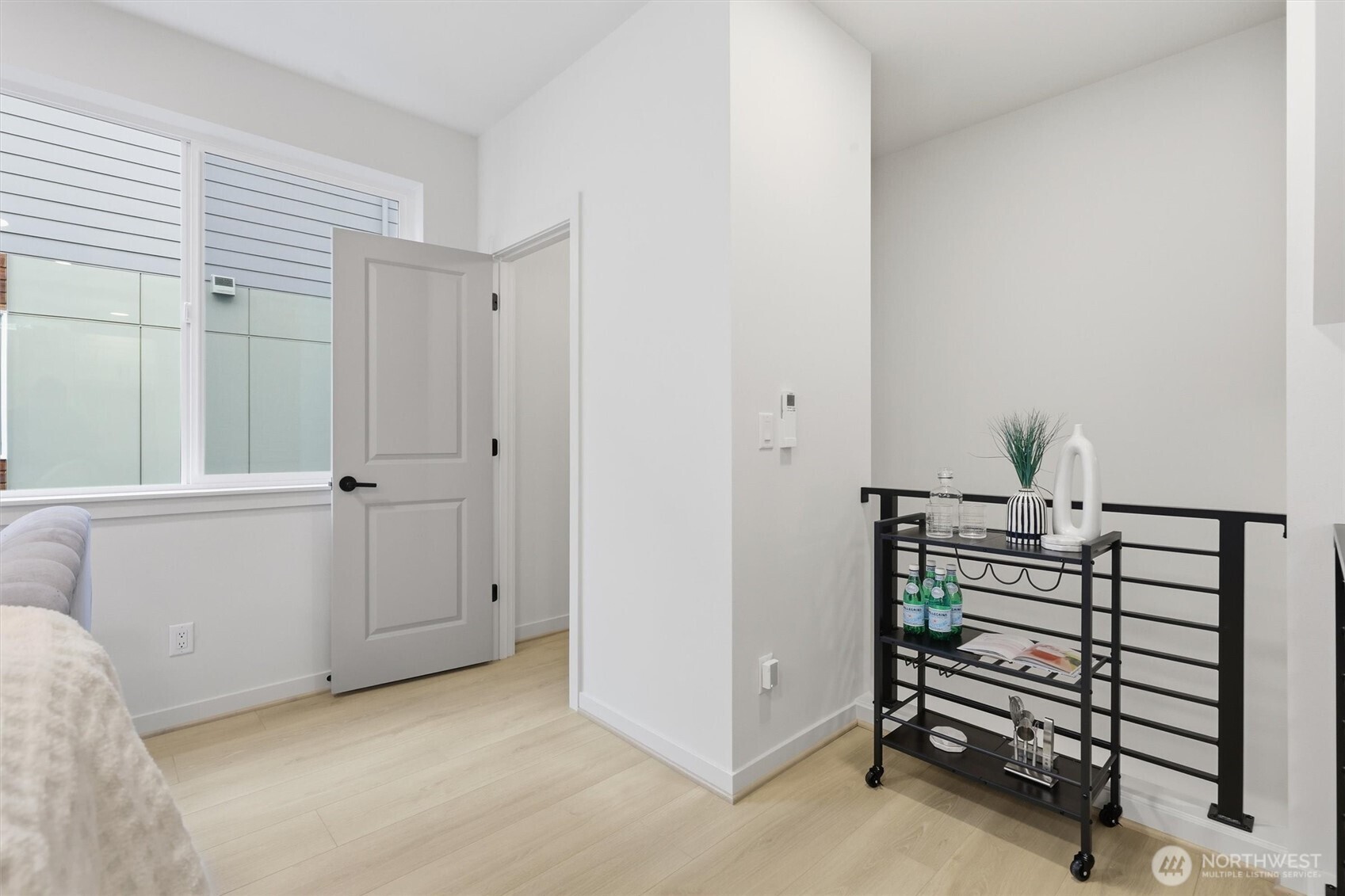 14608 Corliss Avenue N Unit: A