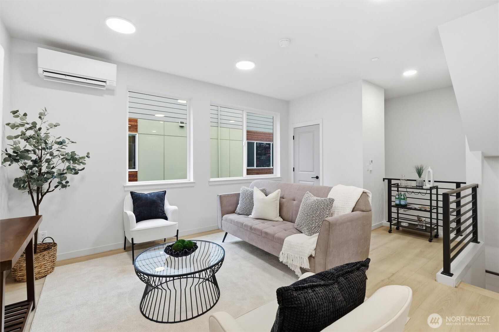 14608 Corliss Avenue N Unit: A