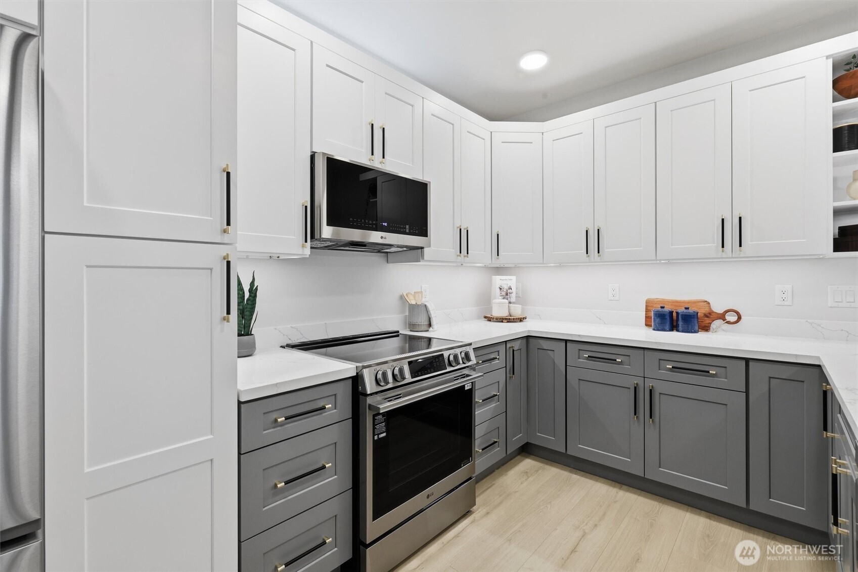 14608 Corliss Avenue N Unit: A