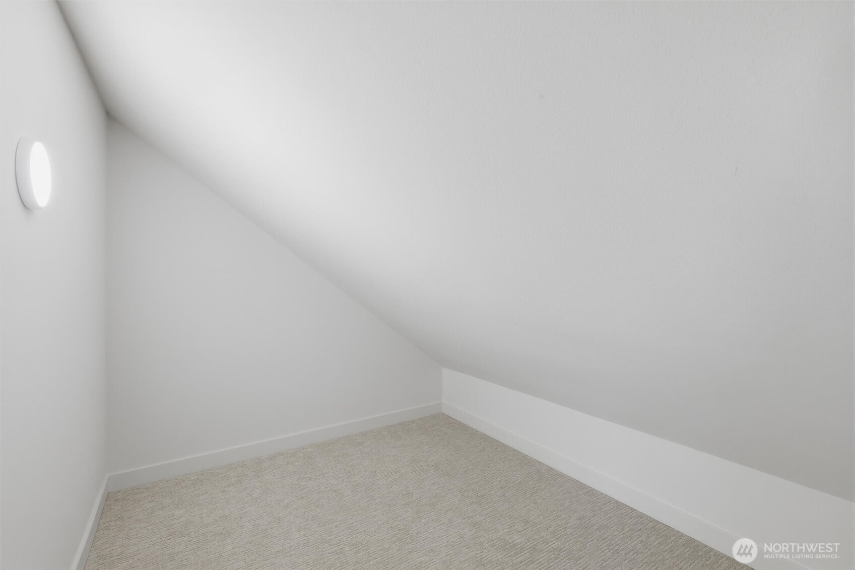 14608 Corliss Avenue N Unit: A