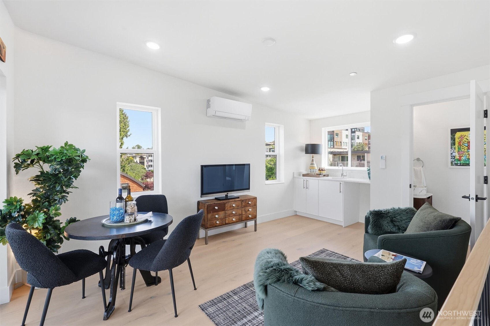 2019 Minor Avenue E