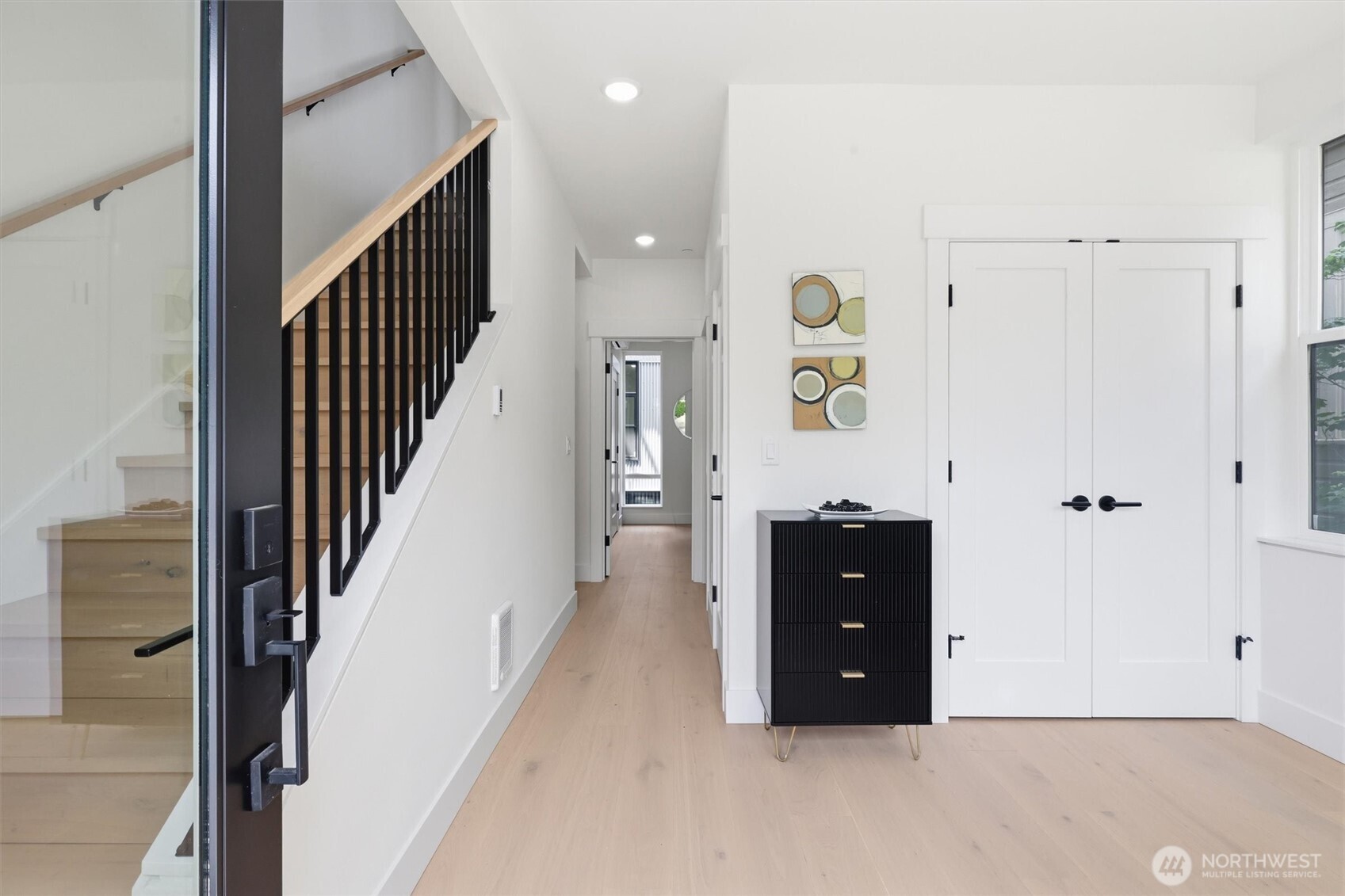 2019 Minor Avenue E