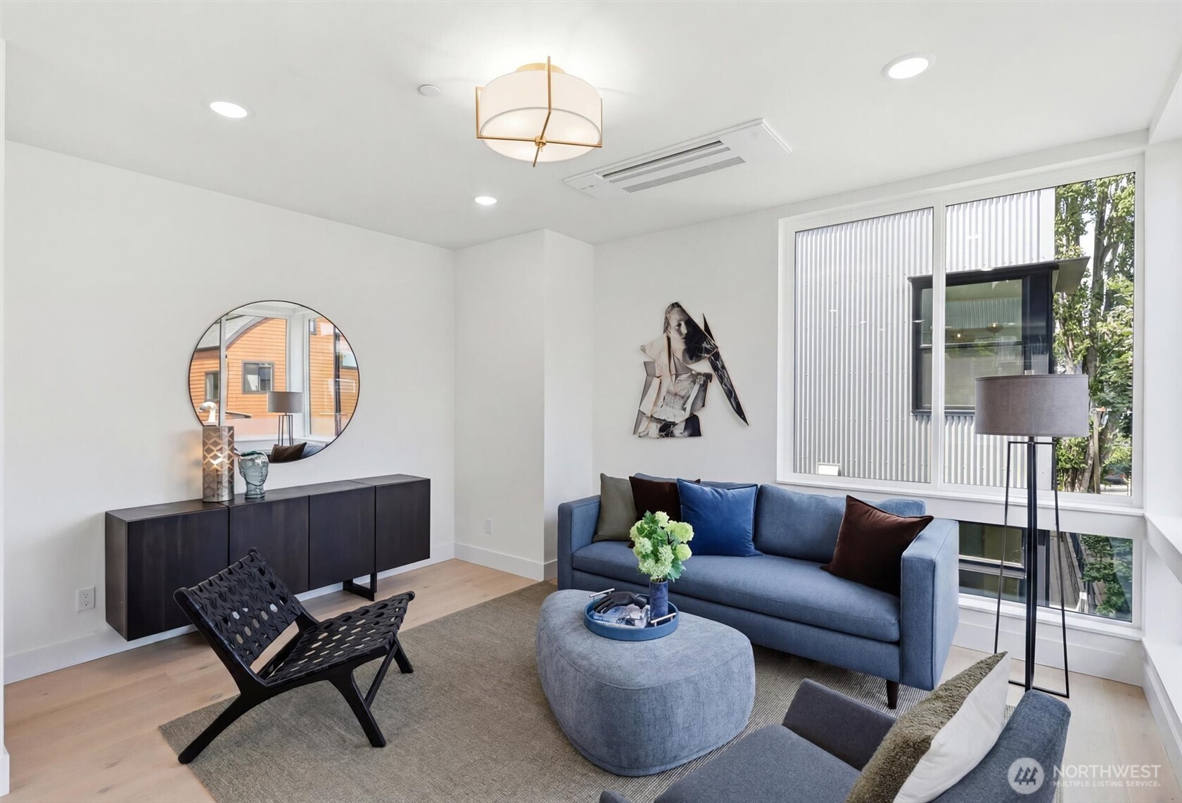 2019 Minor Avenue E