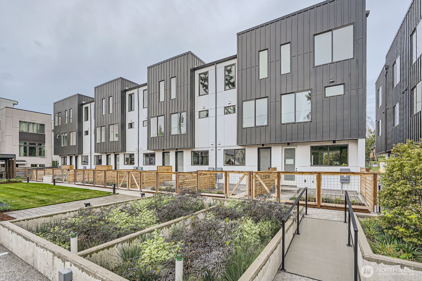 6608 Carleton Avenue S Unit: B
