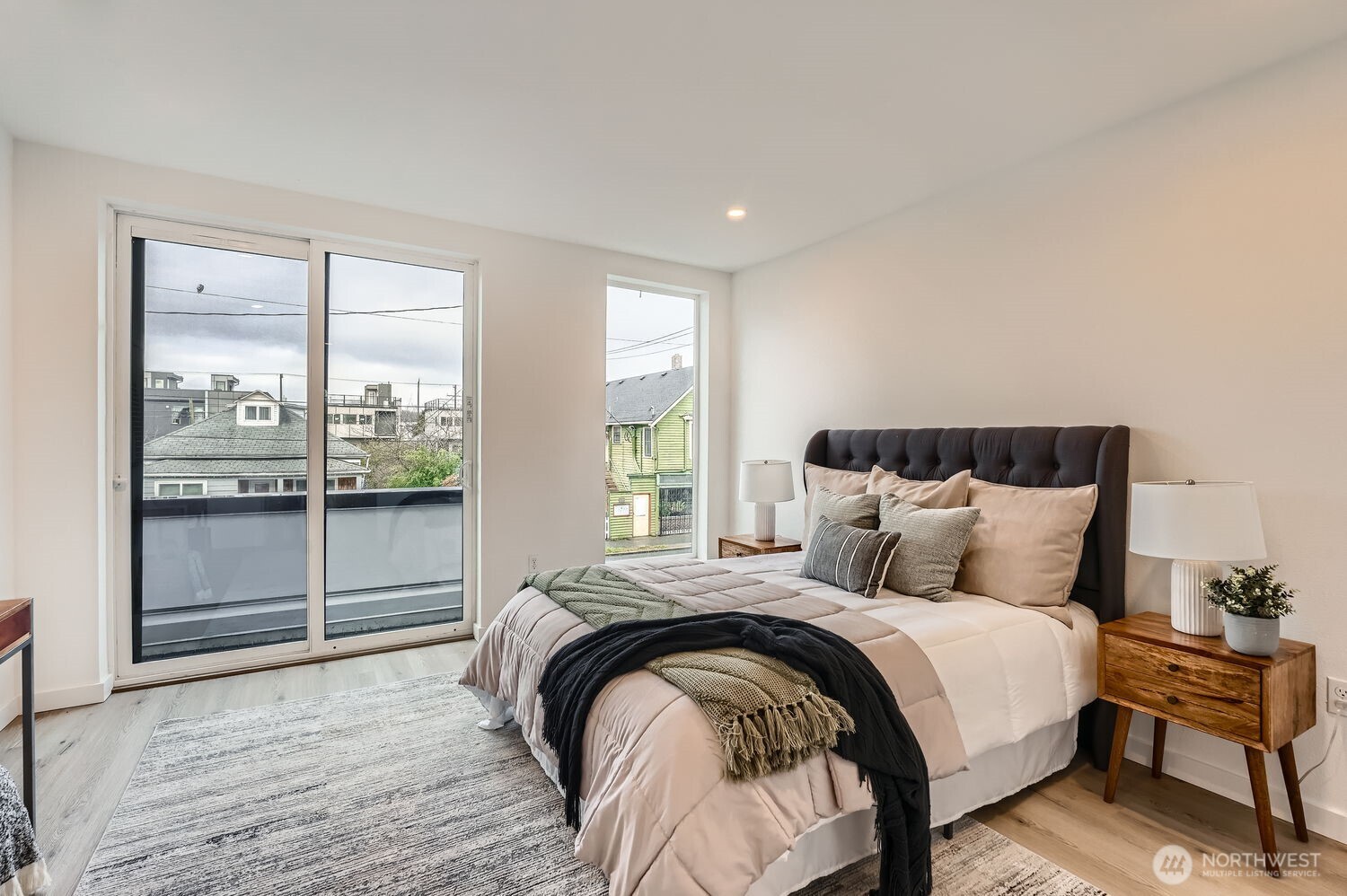 6608 Carleton Avenue S Unit: B