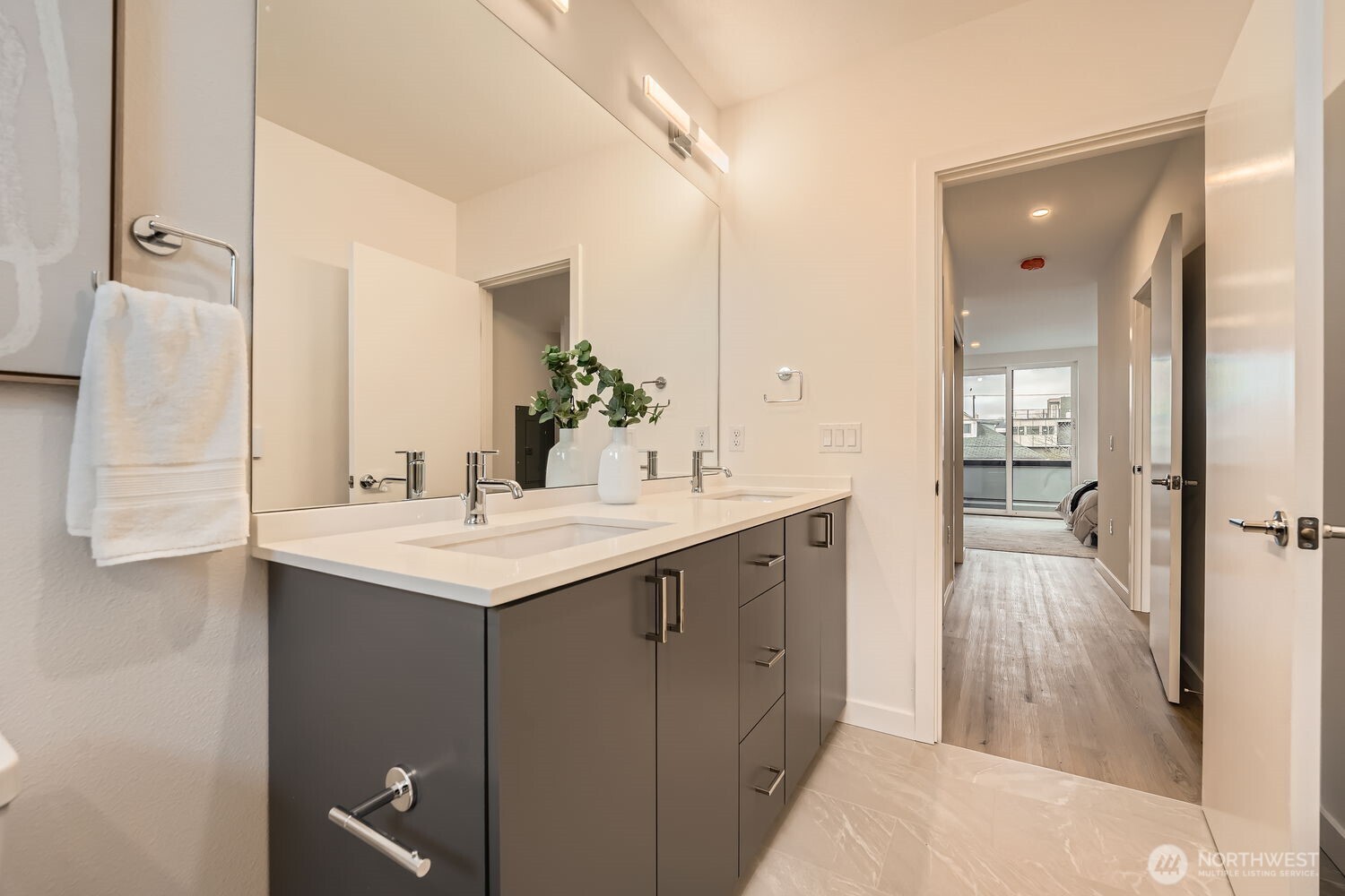 6608 Carleton Avenue S Unit: B