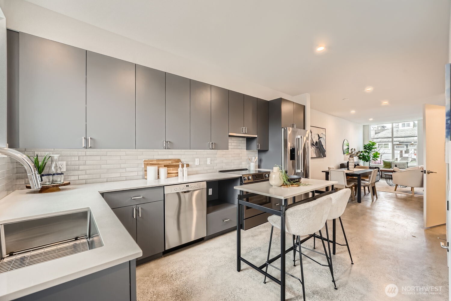 6608 Carleton Avenue S Unit: B