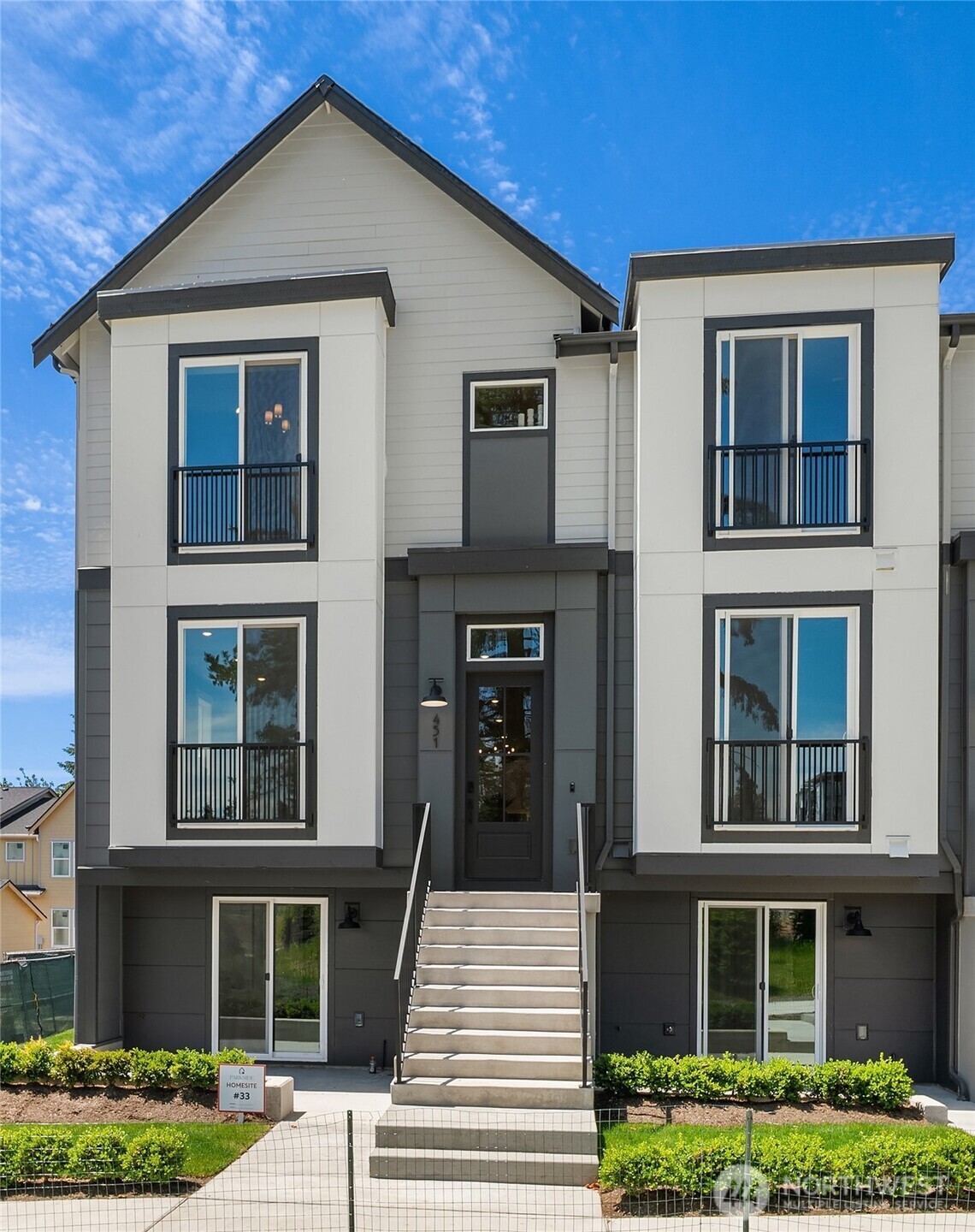 433 Parkside Walk