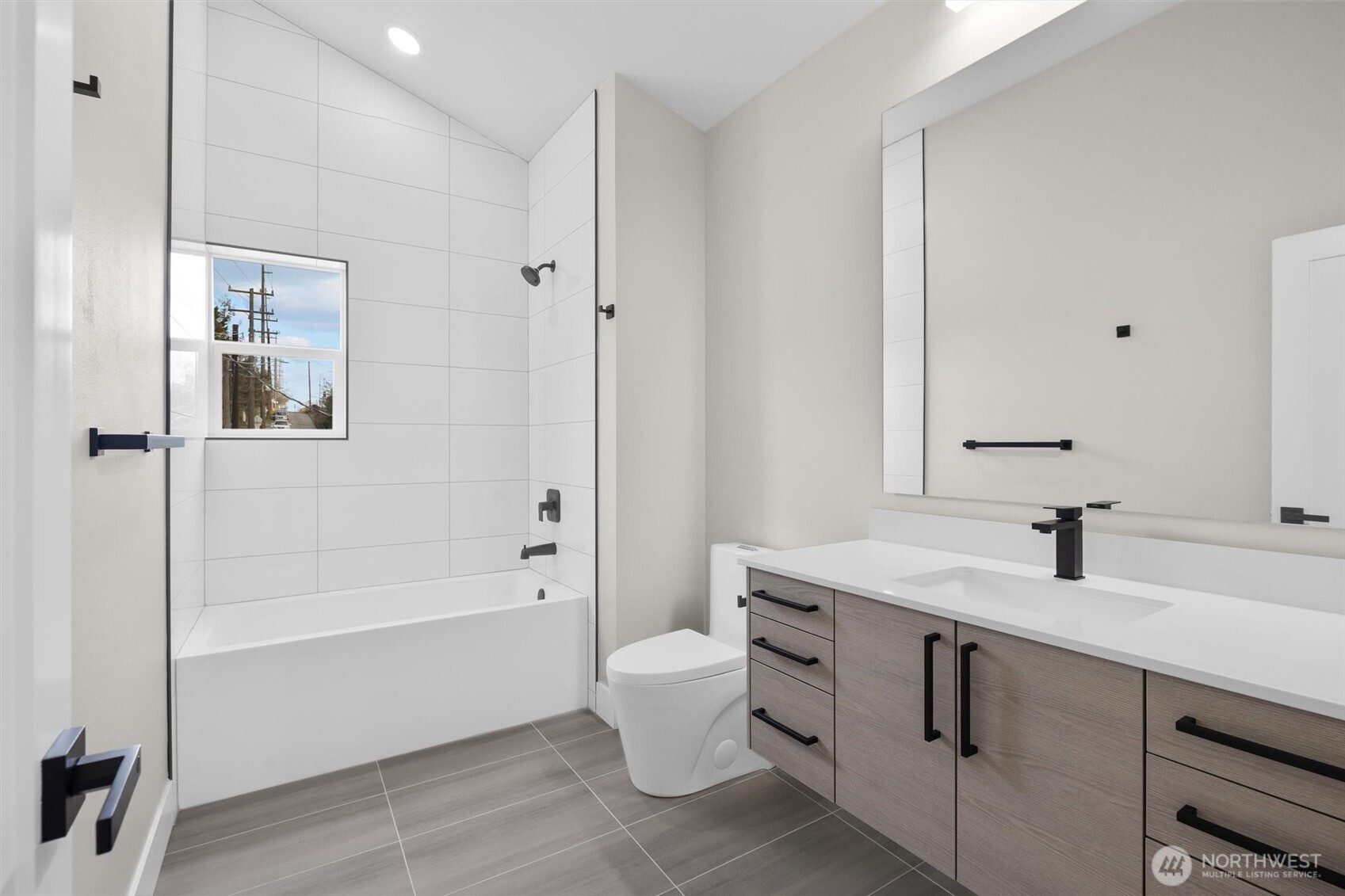 503 NE 42nd Street