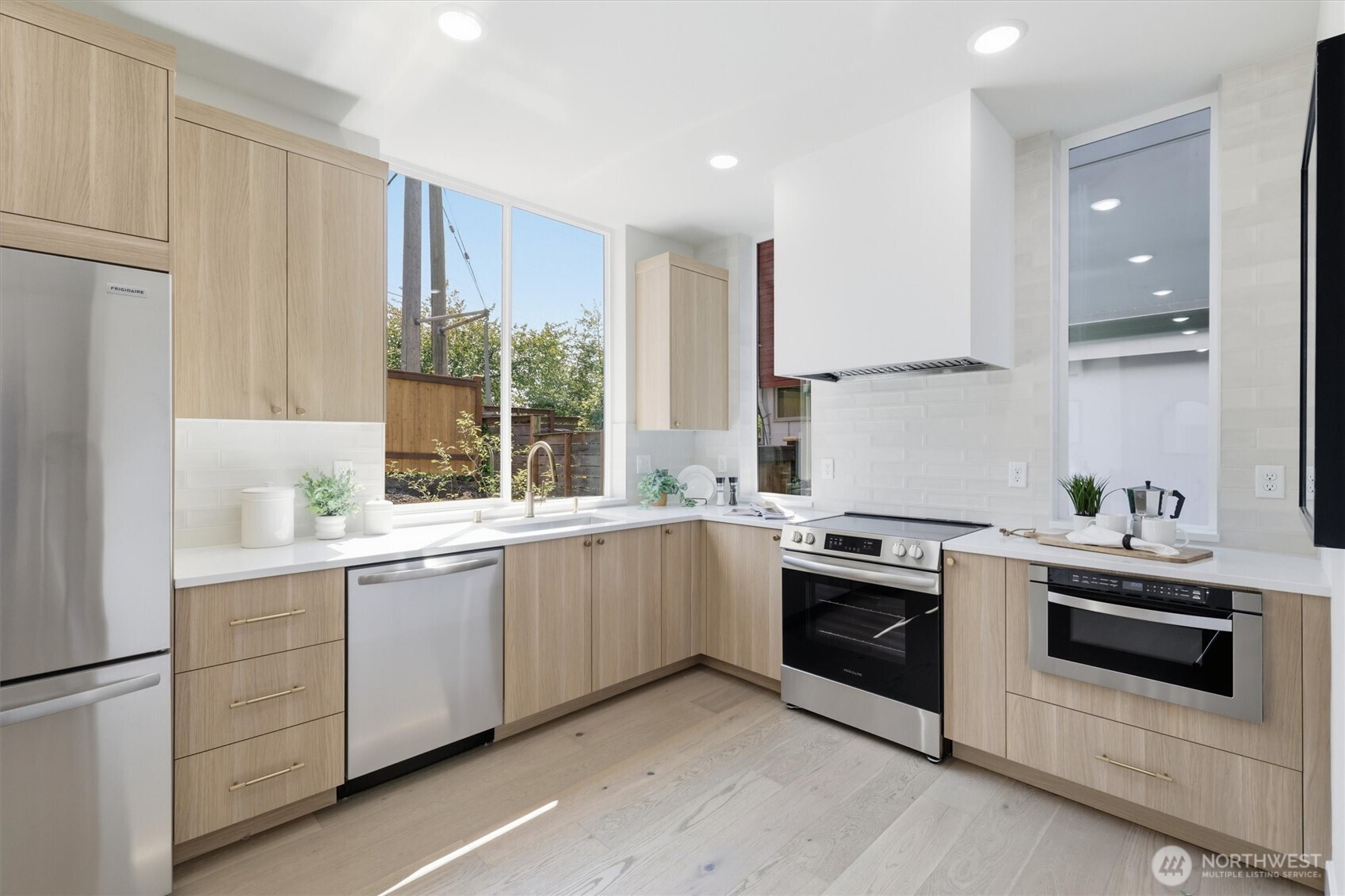 1407 29th Avenue
