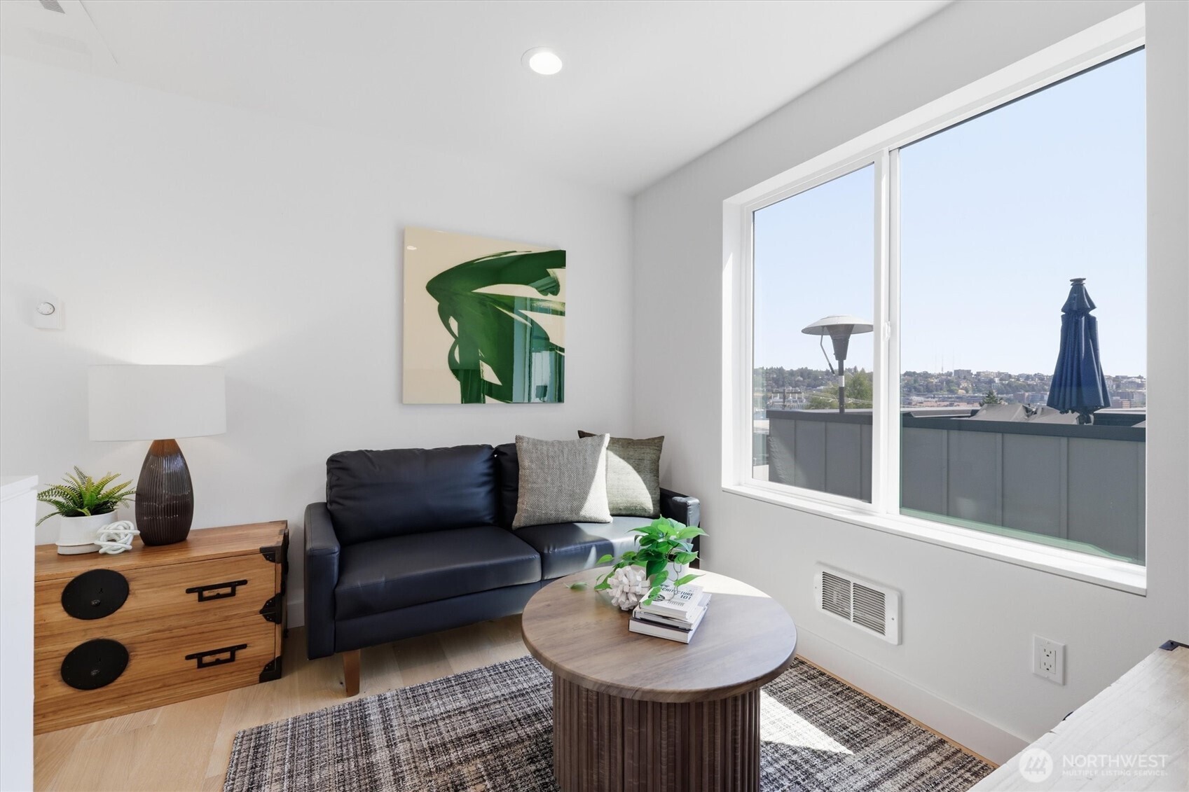 2011 Dexter Avenue N Unit: A