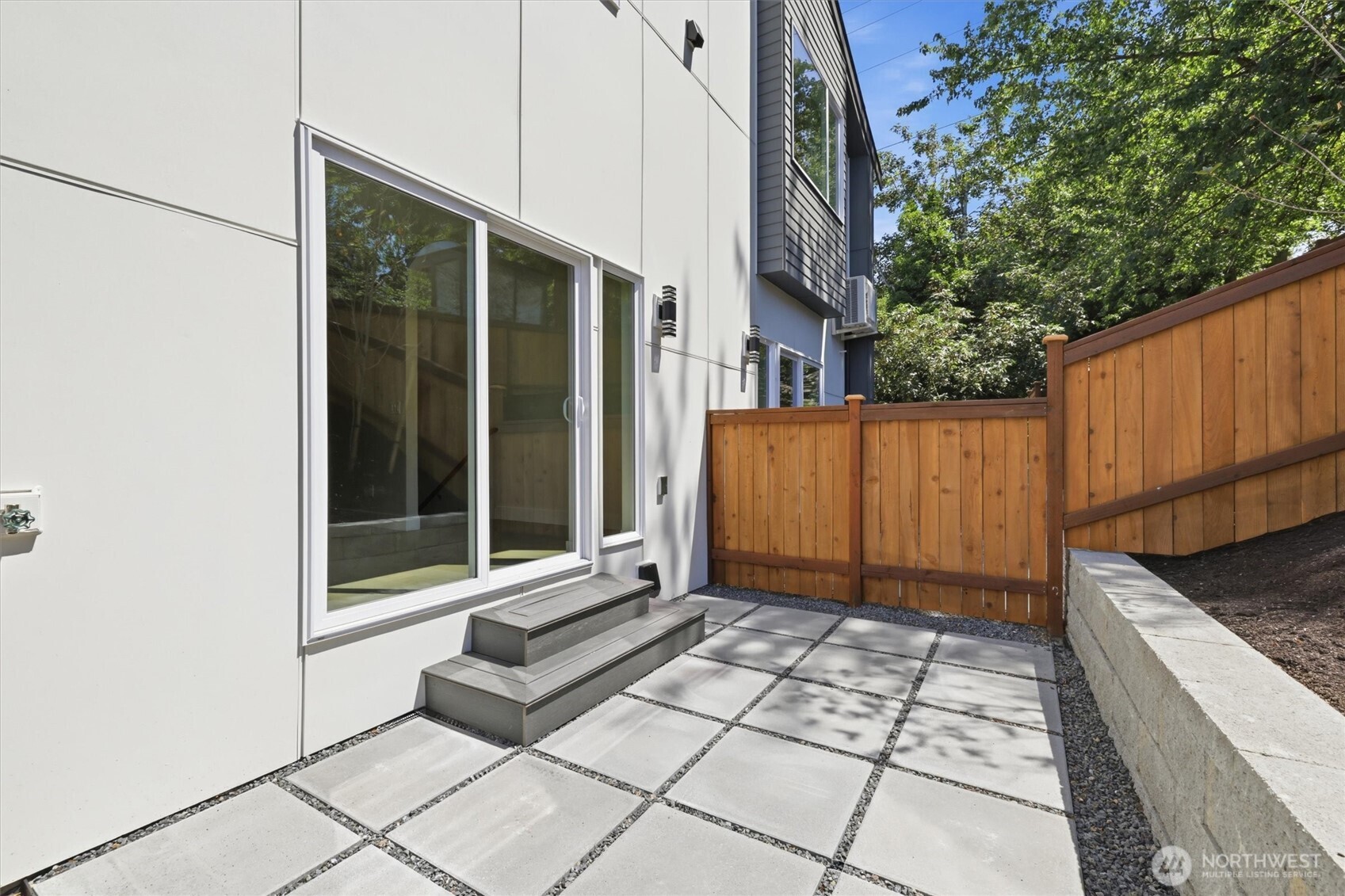 1401 29th Avenue