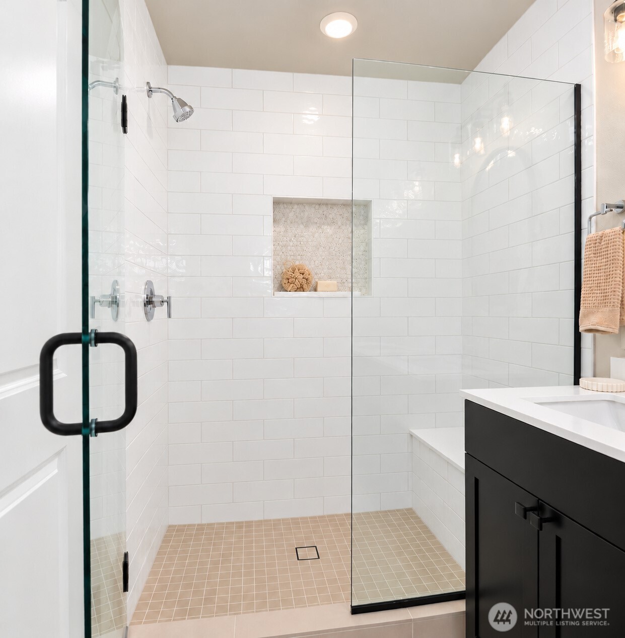 425 Parkside Walk