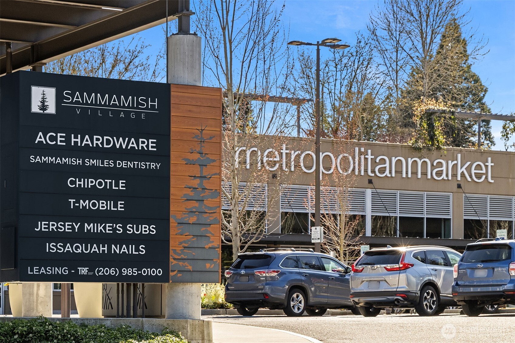425 Parkside Walk