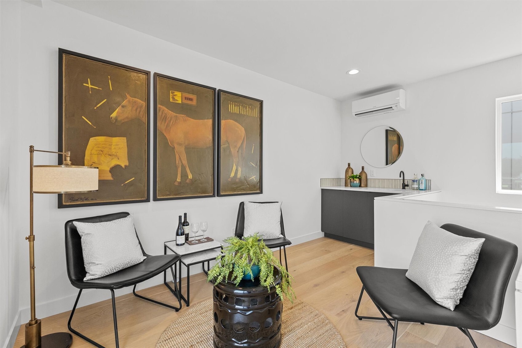 222 10th Avenue E Unit: D