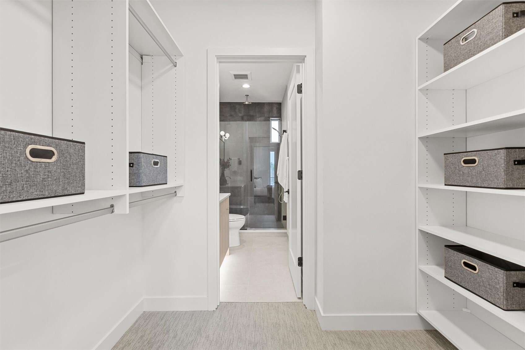 222 10th Avenue E Unit: D