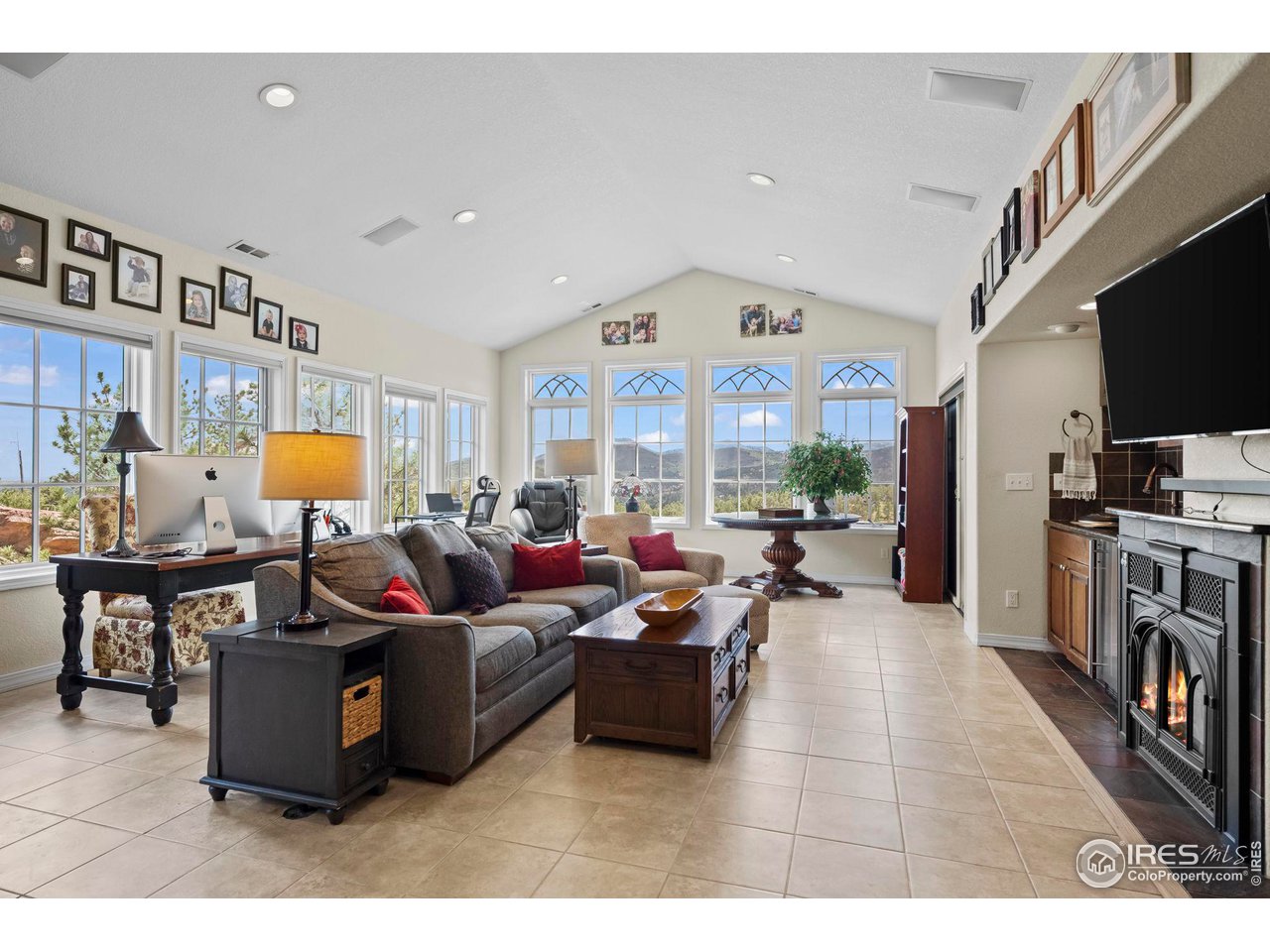 603 Indian Lookout Rd