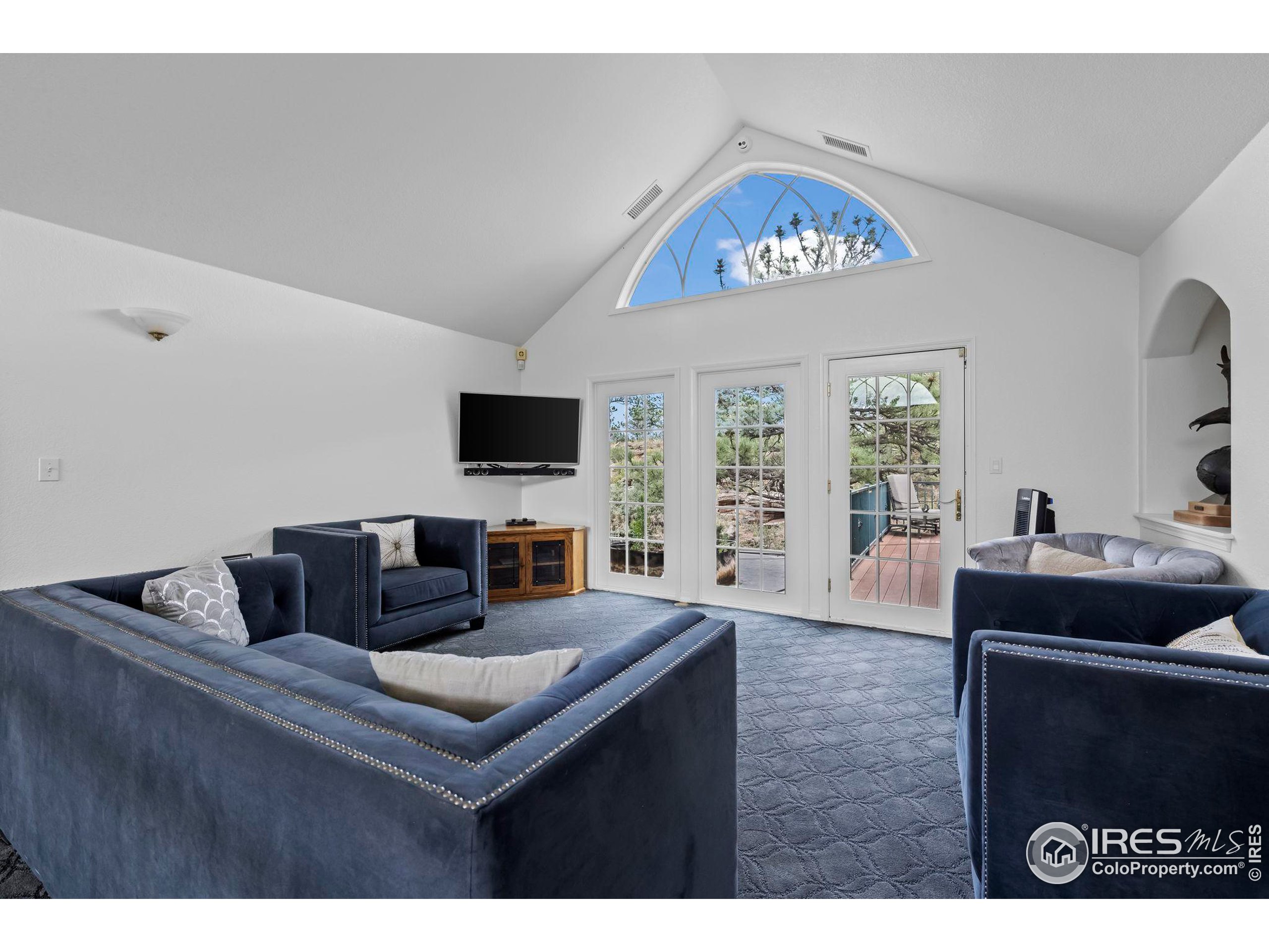 603 Indian Lookout Rd