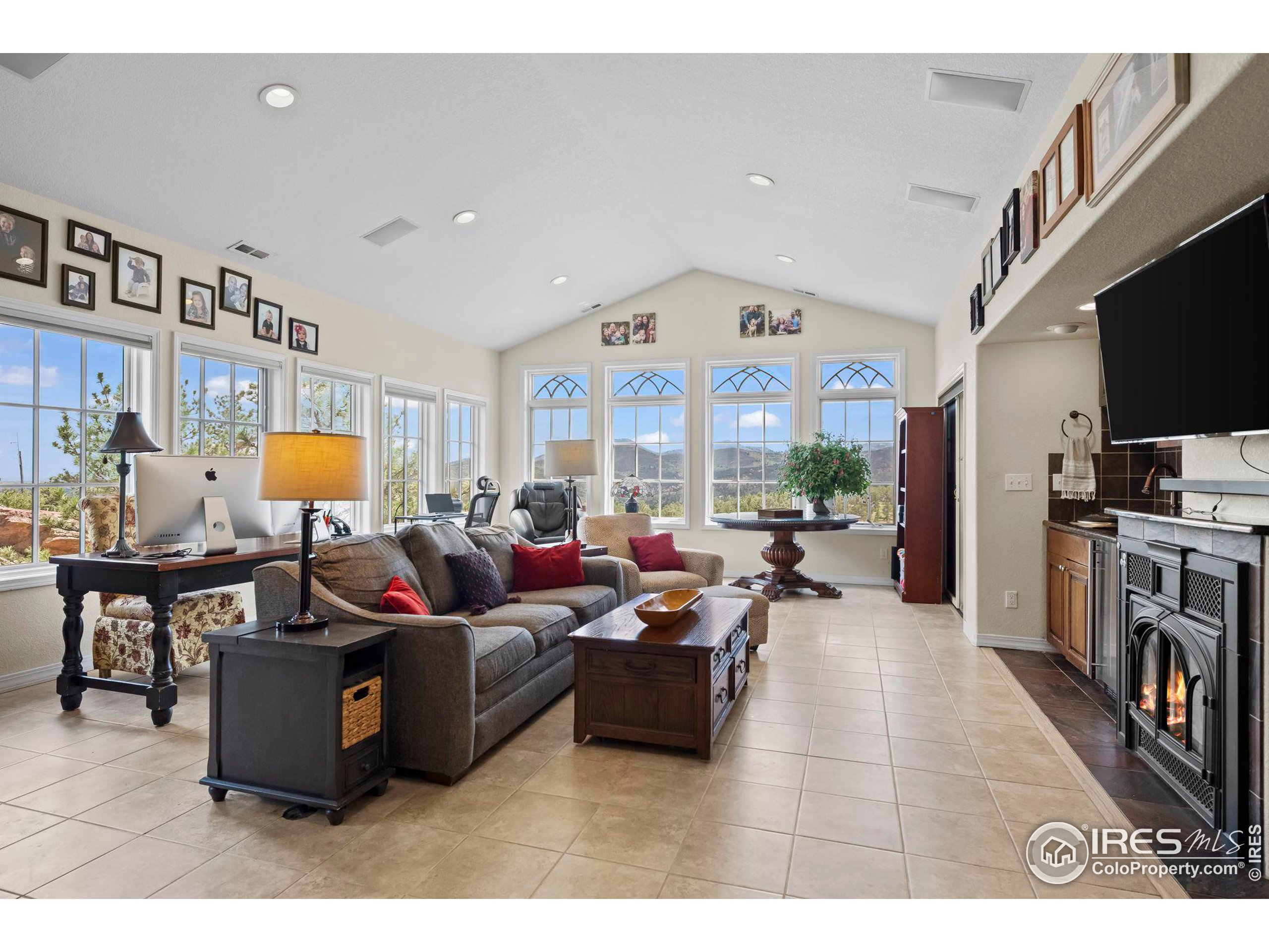 603 Indian Lookout Rd