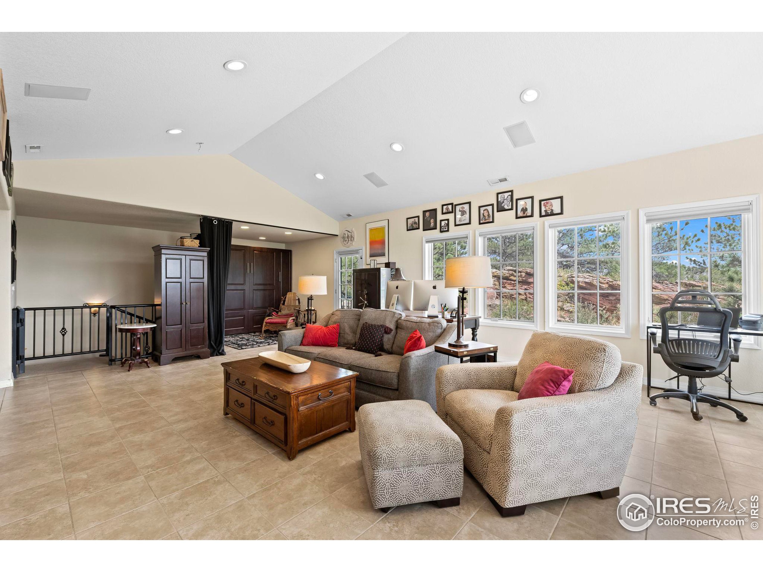 603 Indian Lookout Rd