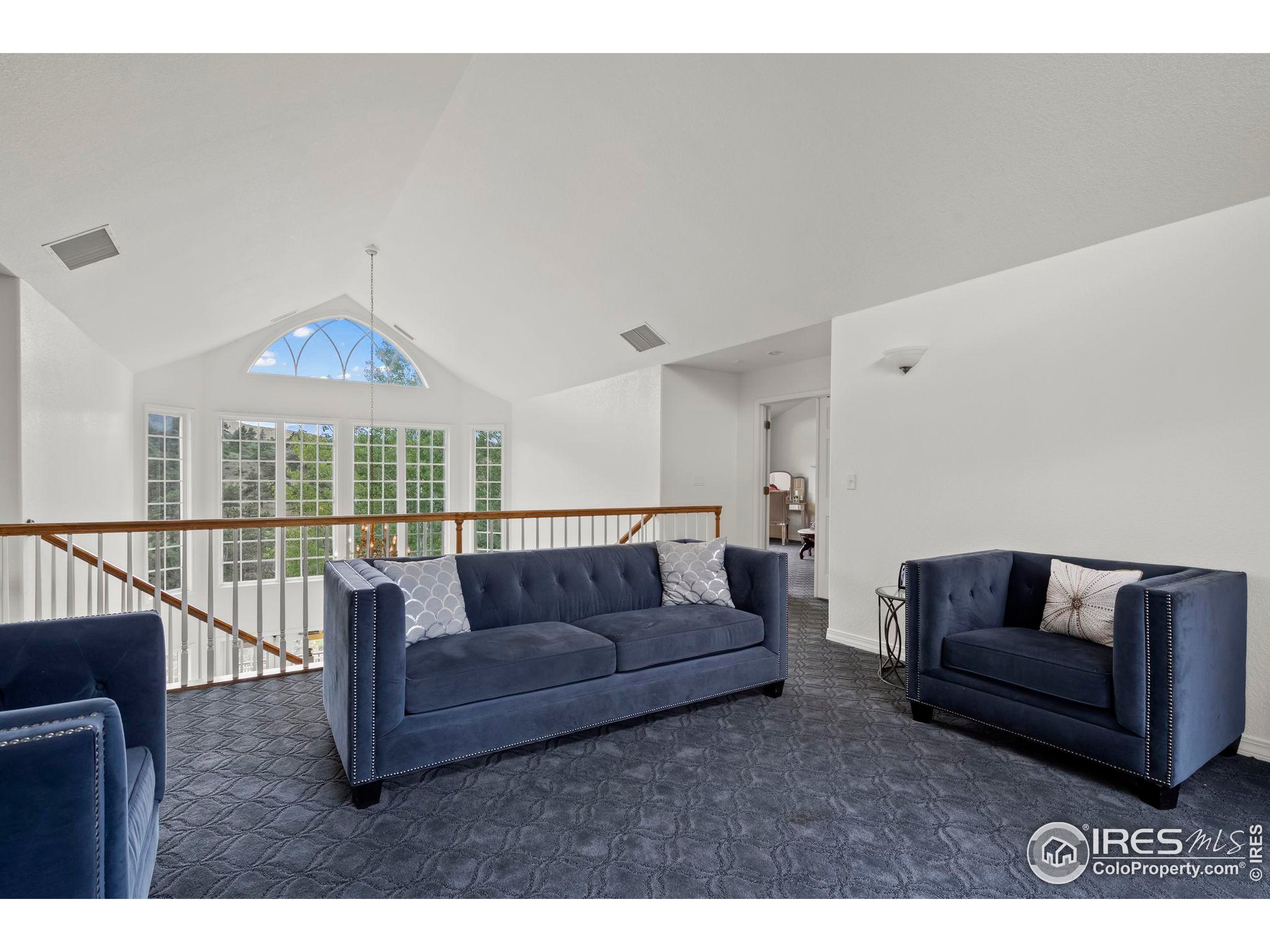 603 Indian Lookout Rd