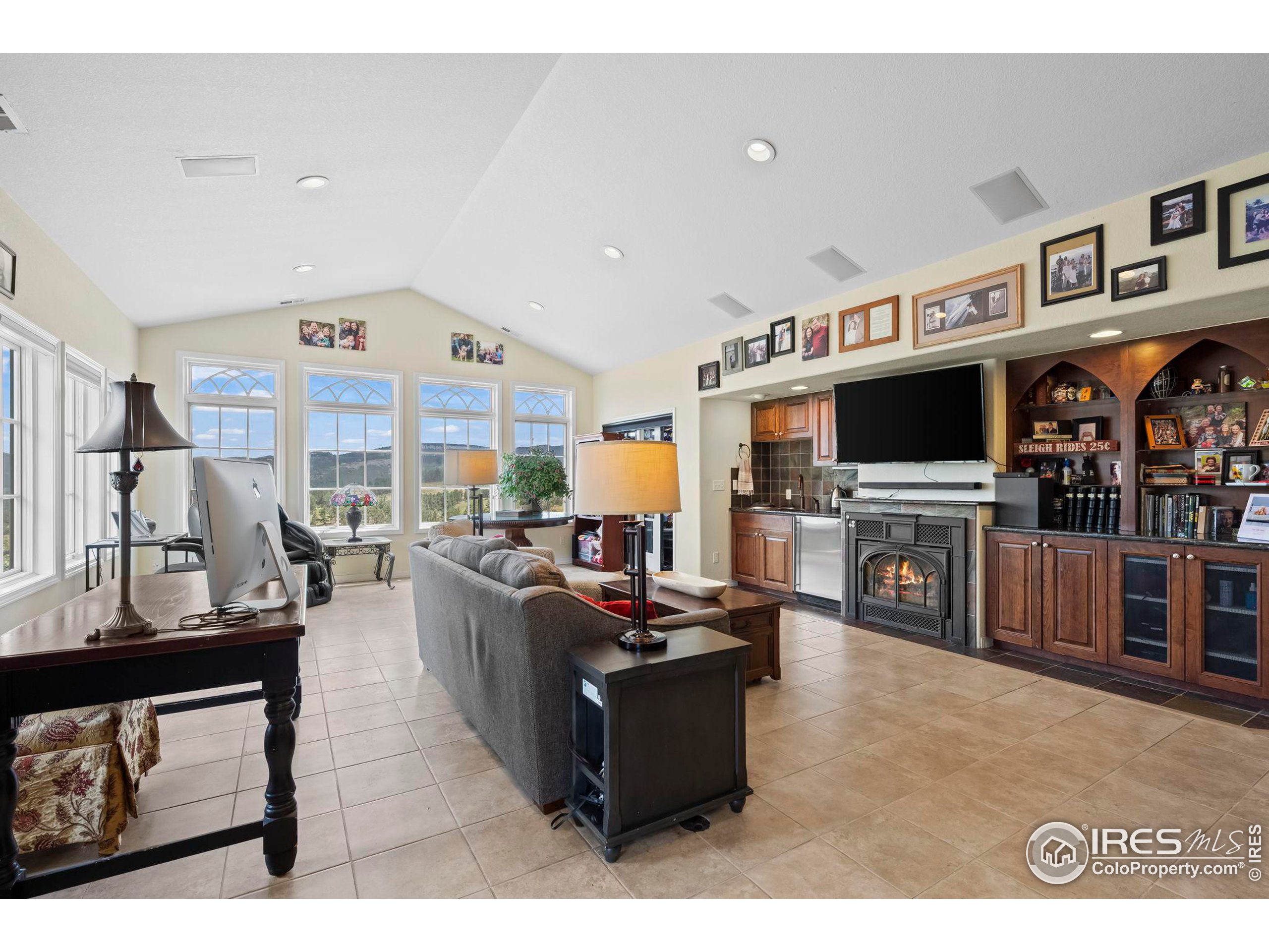 603 Indian Lookout Rd