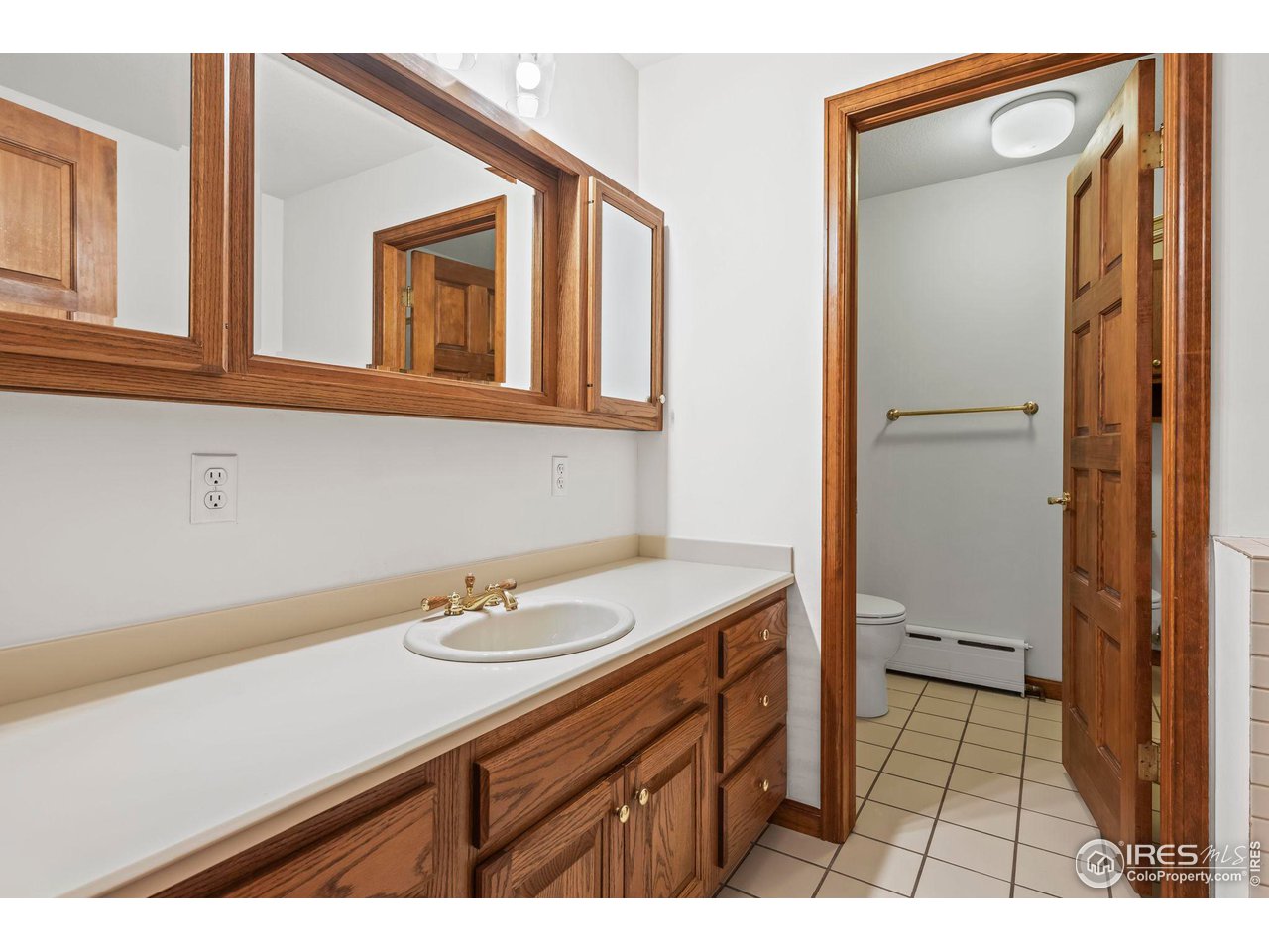 375 Majestic View Dr