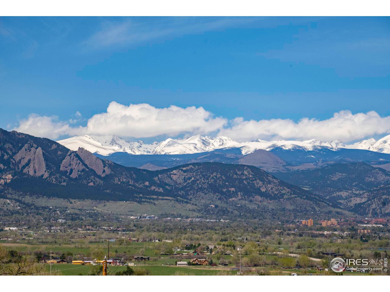 375 Majestic View Dr