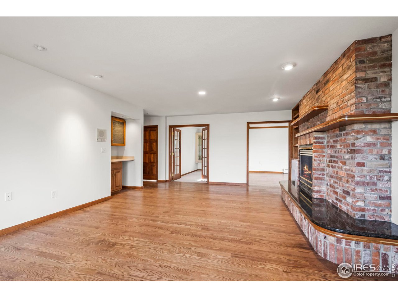 375 Majestic View Dr