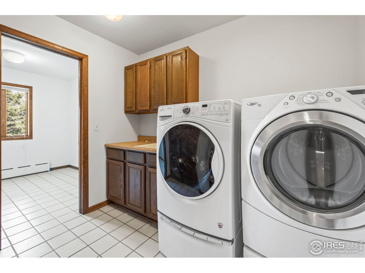 375 Majestic View Dr