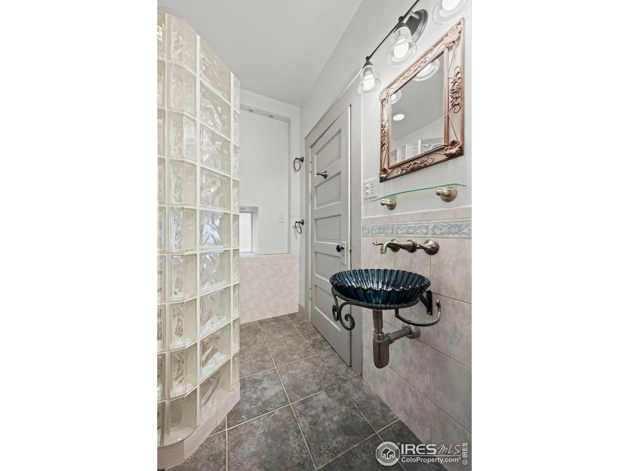 3644 Fourmile Canyon Dr