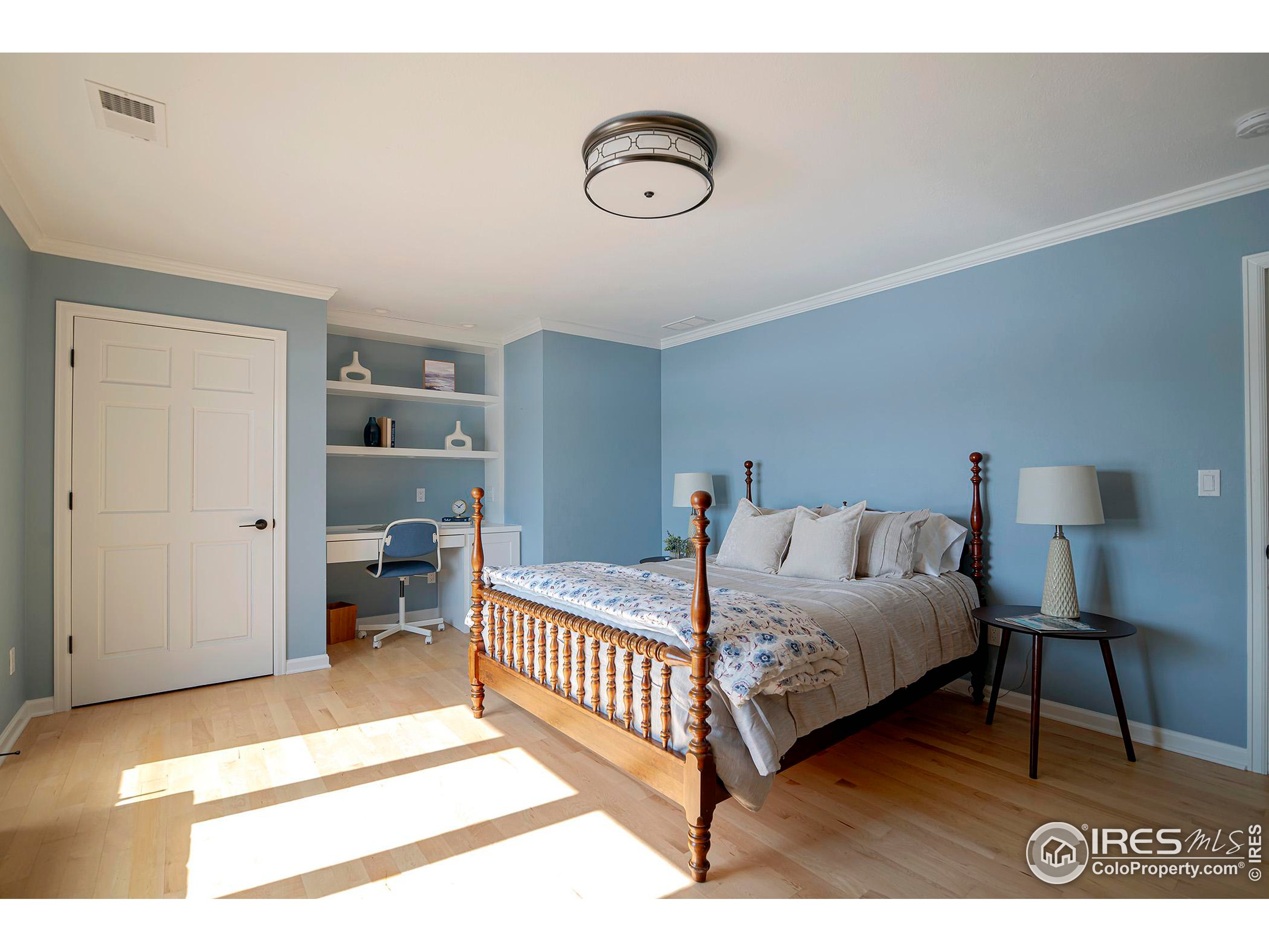 7034 Indian Peaks Trl