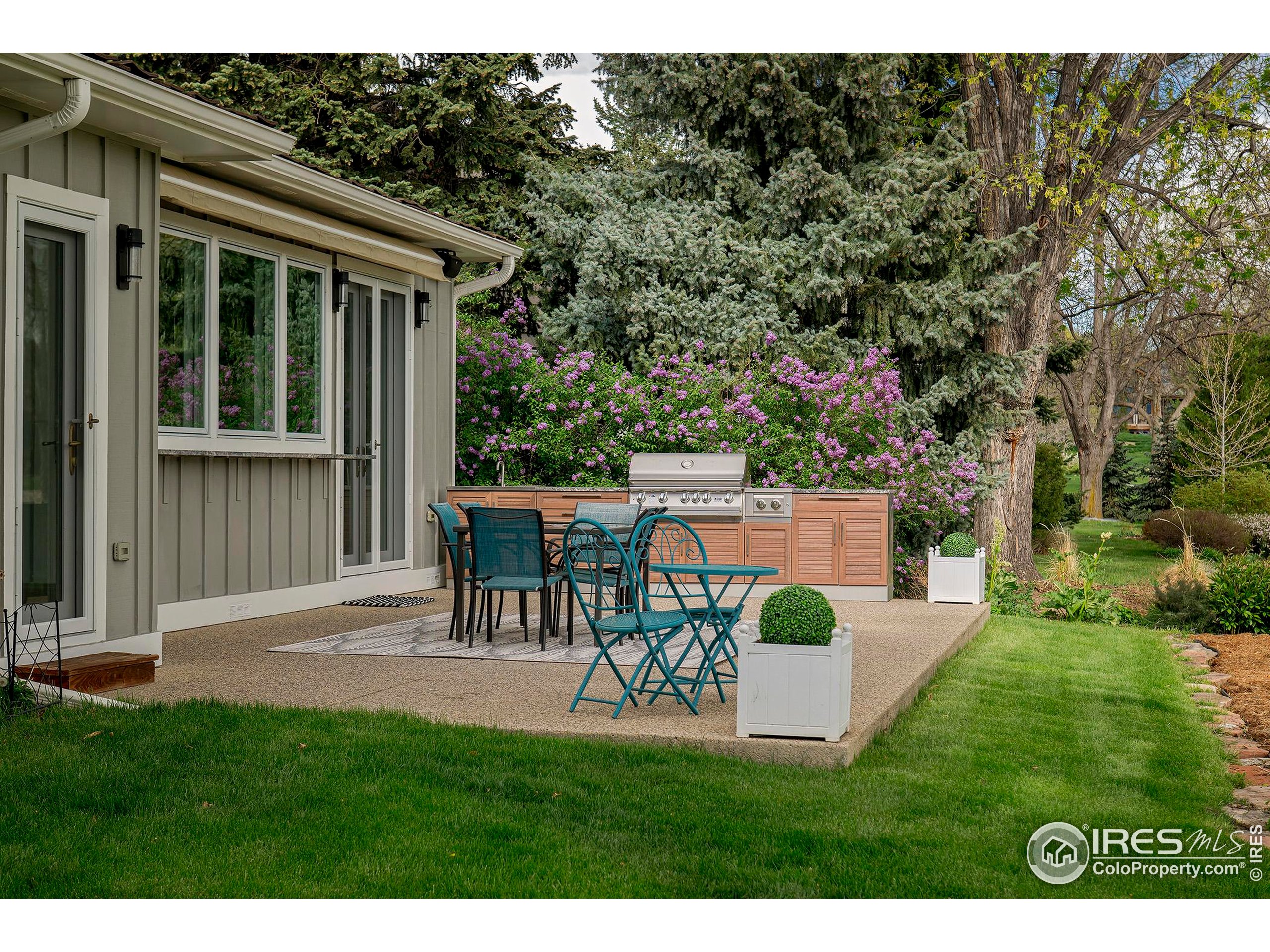 7034 Indian Peaks Trl