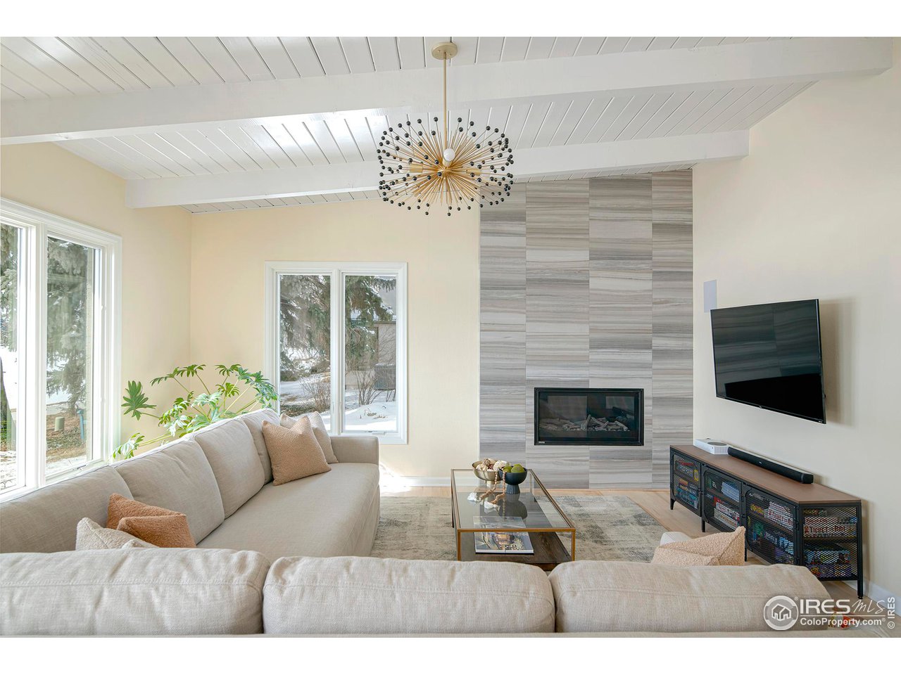 7034 Indian Peaks Trl