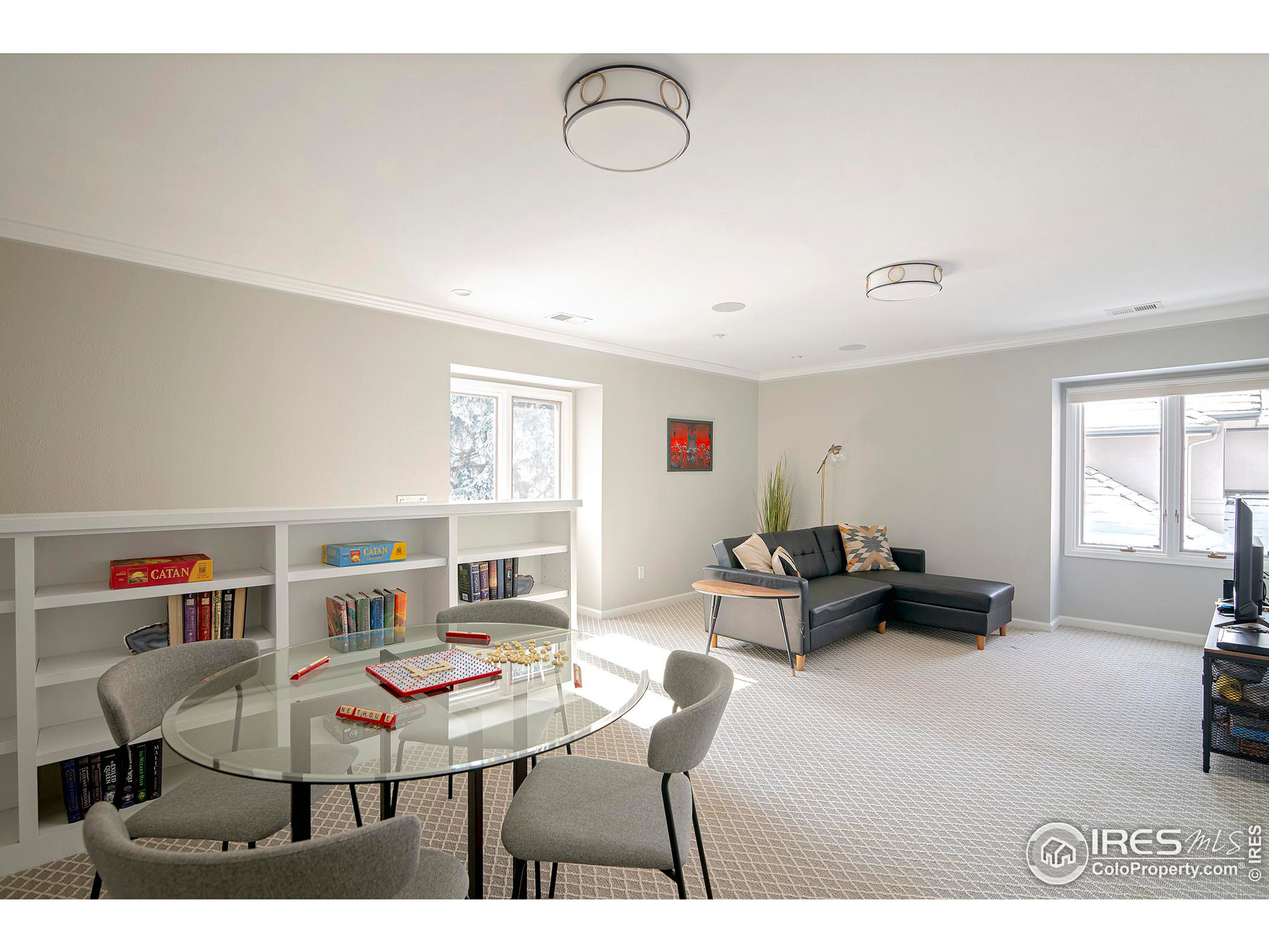 7034 Indian Peaks Trl