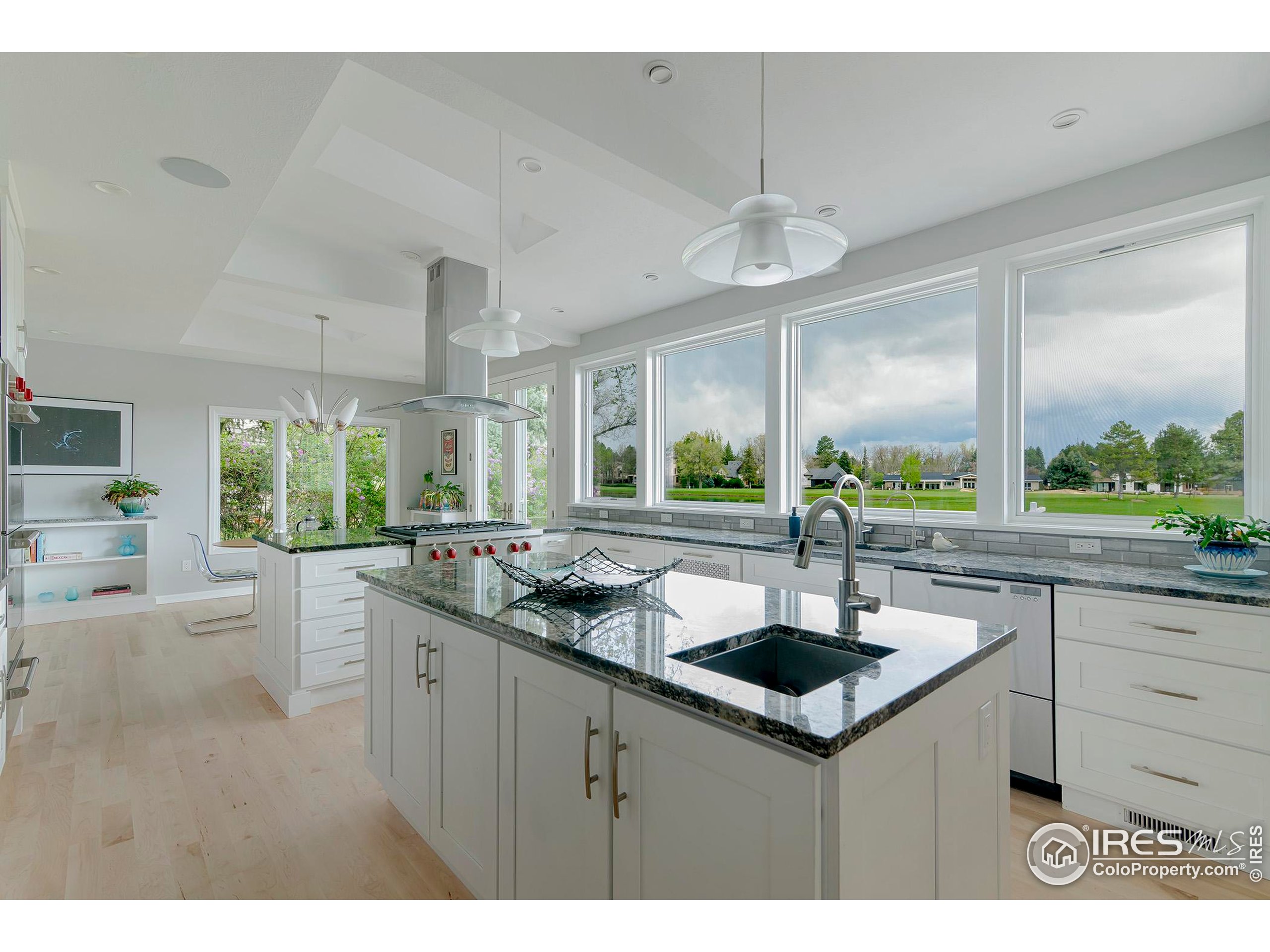 7034 Indian Peaks Trl