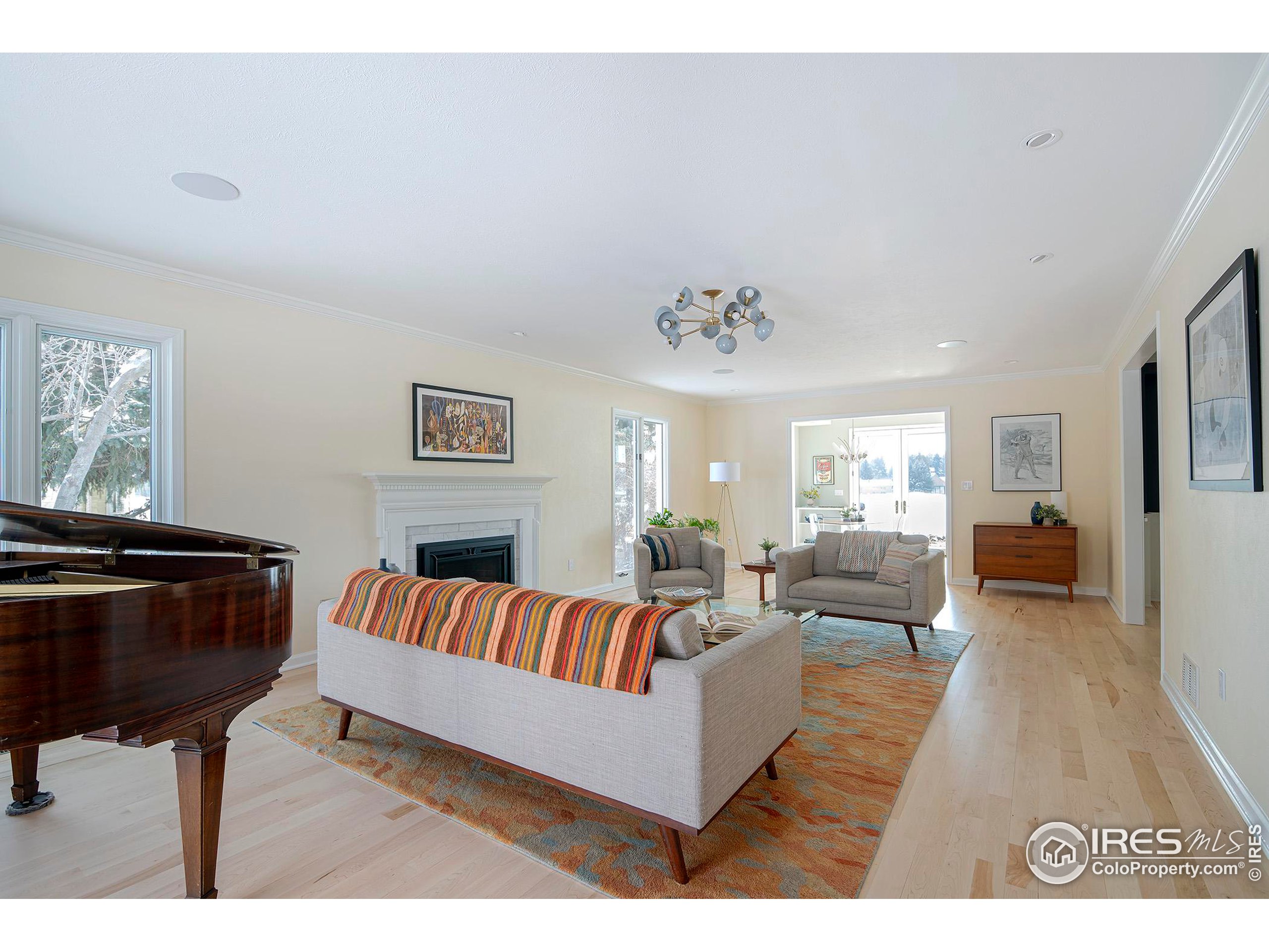 7034 Indian Peaks Trl